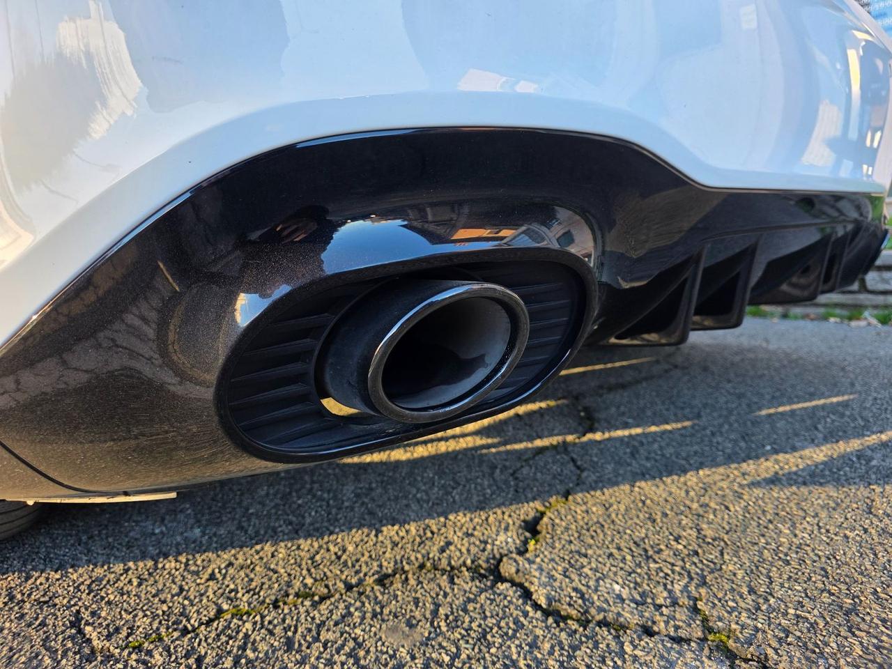 Mercedes-Benz A 35 AMG A-Class #8119