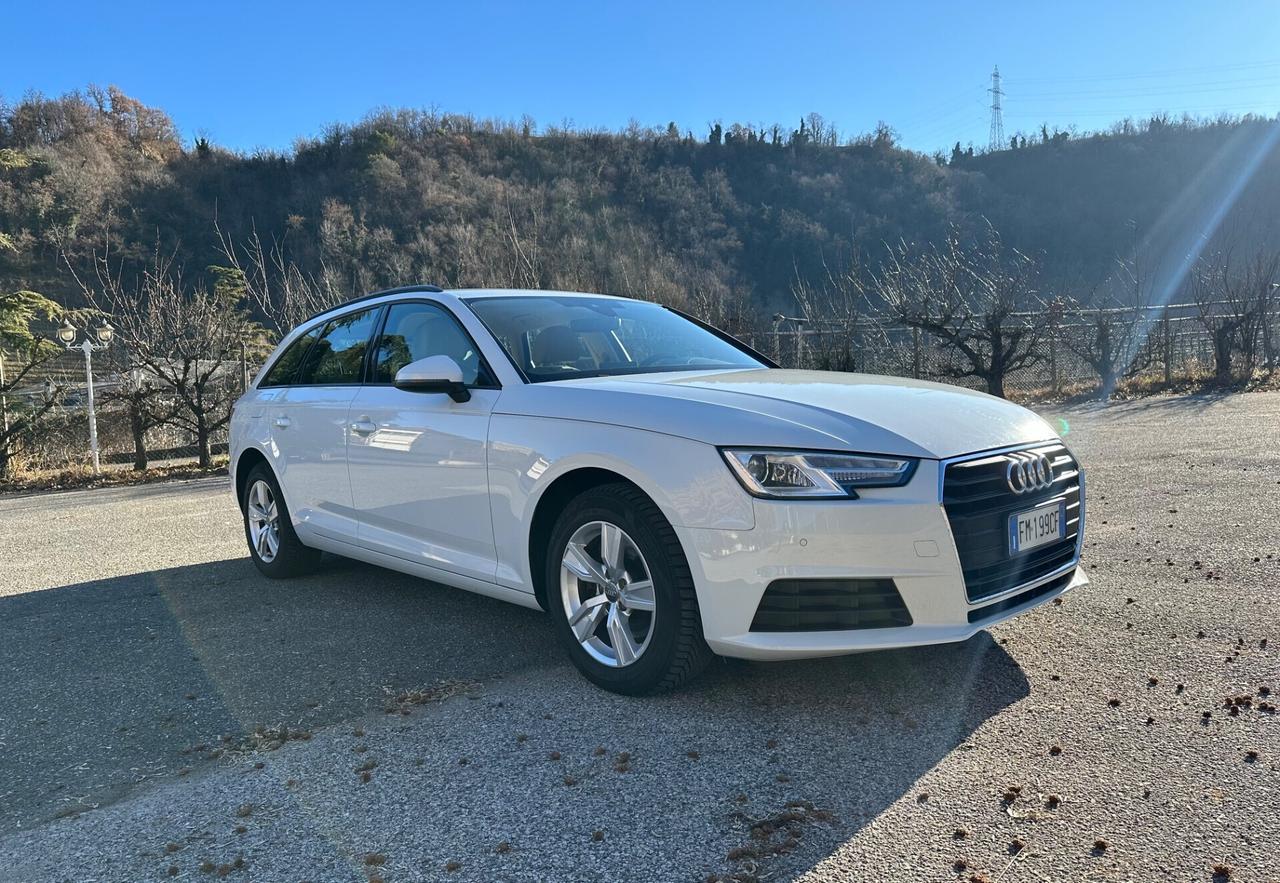 Audi A4 Avant 2.0 TDI 150 CV ultra S tronic Business Sport