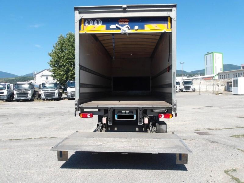 IVECO EUROCARGO 120 - 22 (Euro 6)