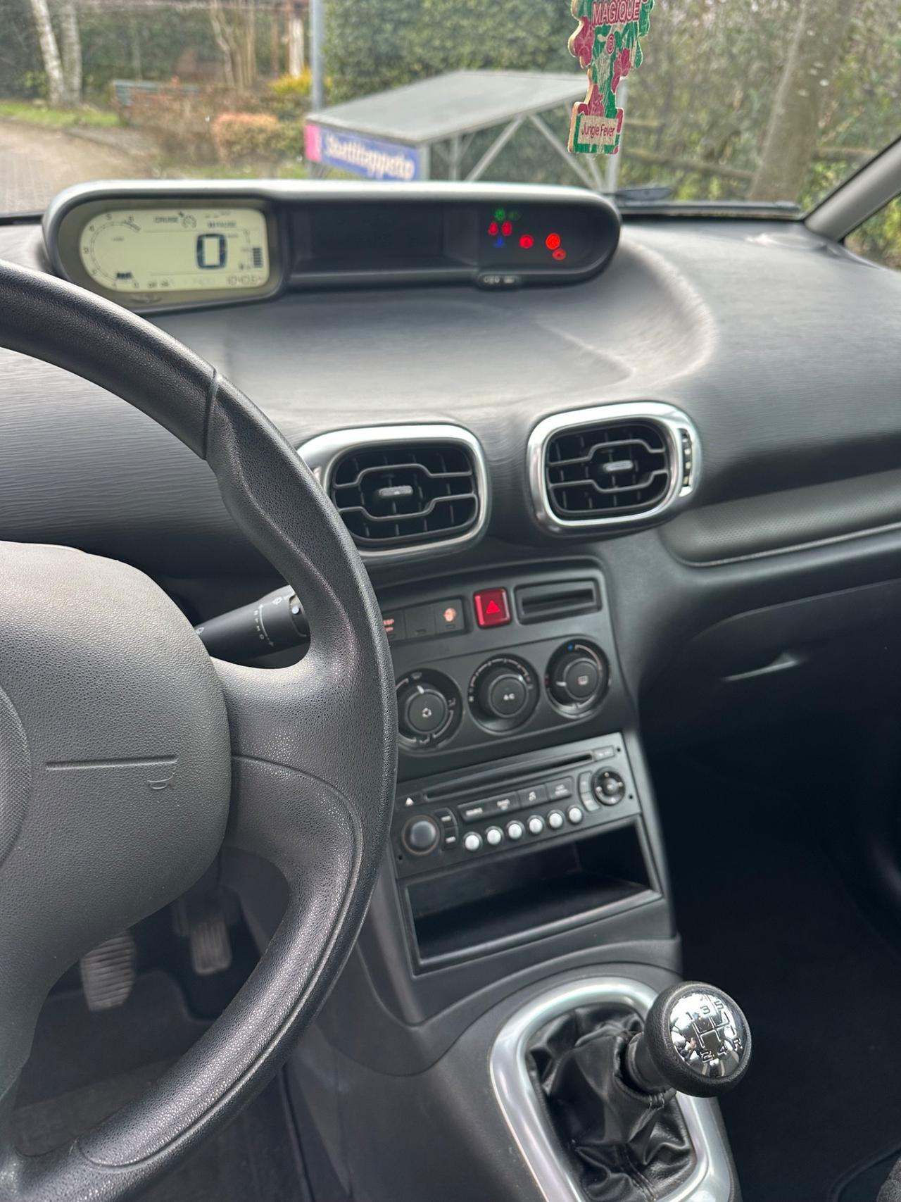 Citroen C3 Picasso 1.4 GPL 2010 NEOPATENTATI