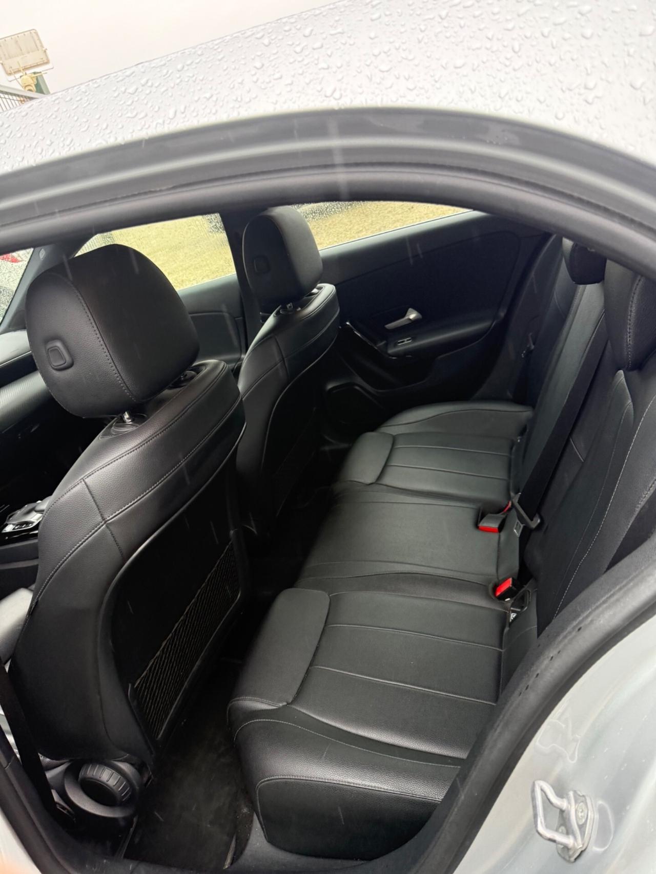 Mercedes-benz A 180 d Automatic Executive km cert.