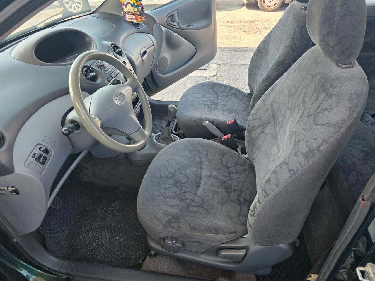 Toyota Yaris 1.4 Tdi D-4D cat con 207.000km Neopatentati ok