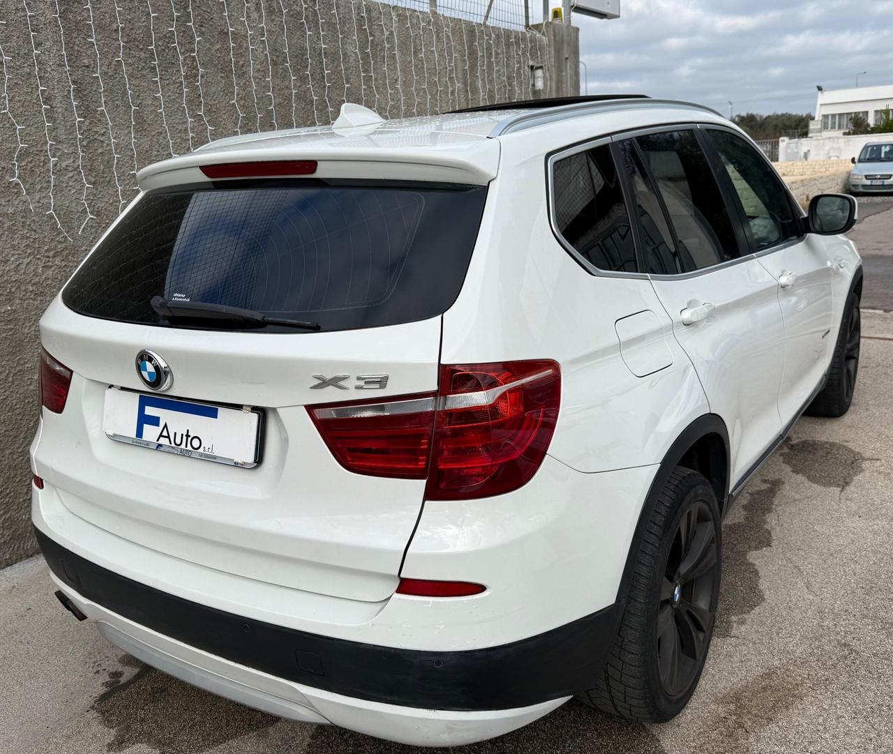 Bmw X3 xDrive 30d,TETTO PANORAMICO APRIBILE,pelle Bordeaux,Xeno+Led,Bluetooth,ecc.
