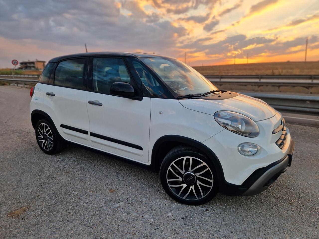 Fiat 500L 1.6 Multijet 120 CV Mirror City Cross