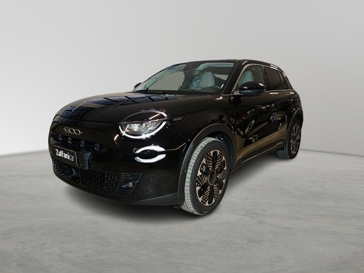 FIAT 600 (2023-->) - 600 Hybrid 110 CV DCT MHEV La Prima