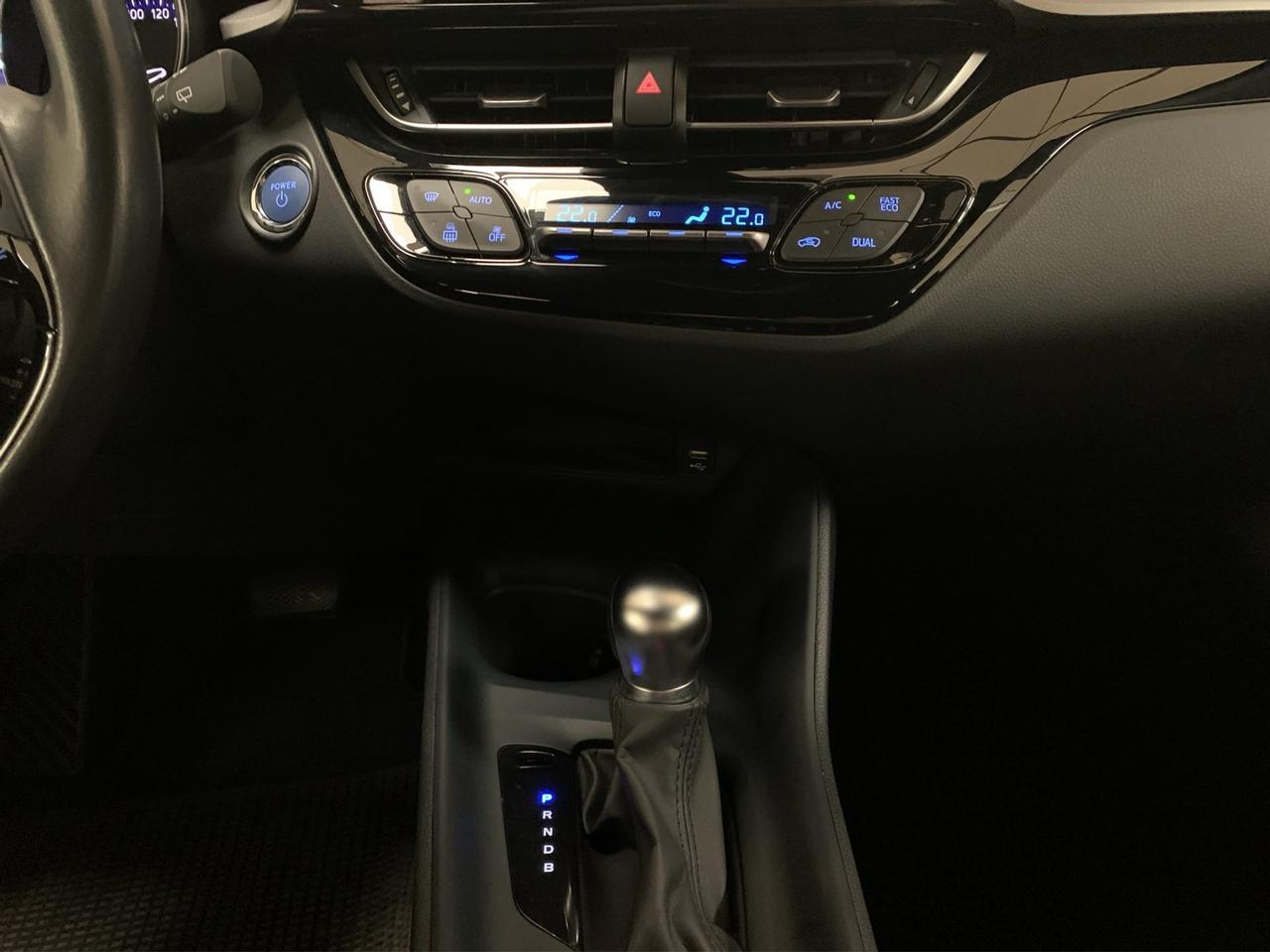 Toyota C-HR 1.8h Active e-cvt