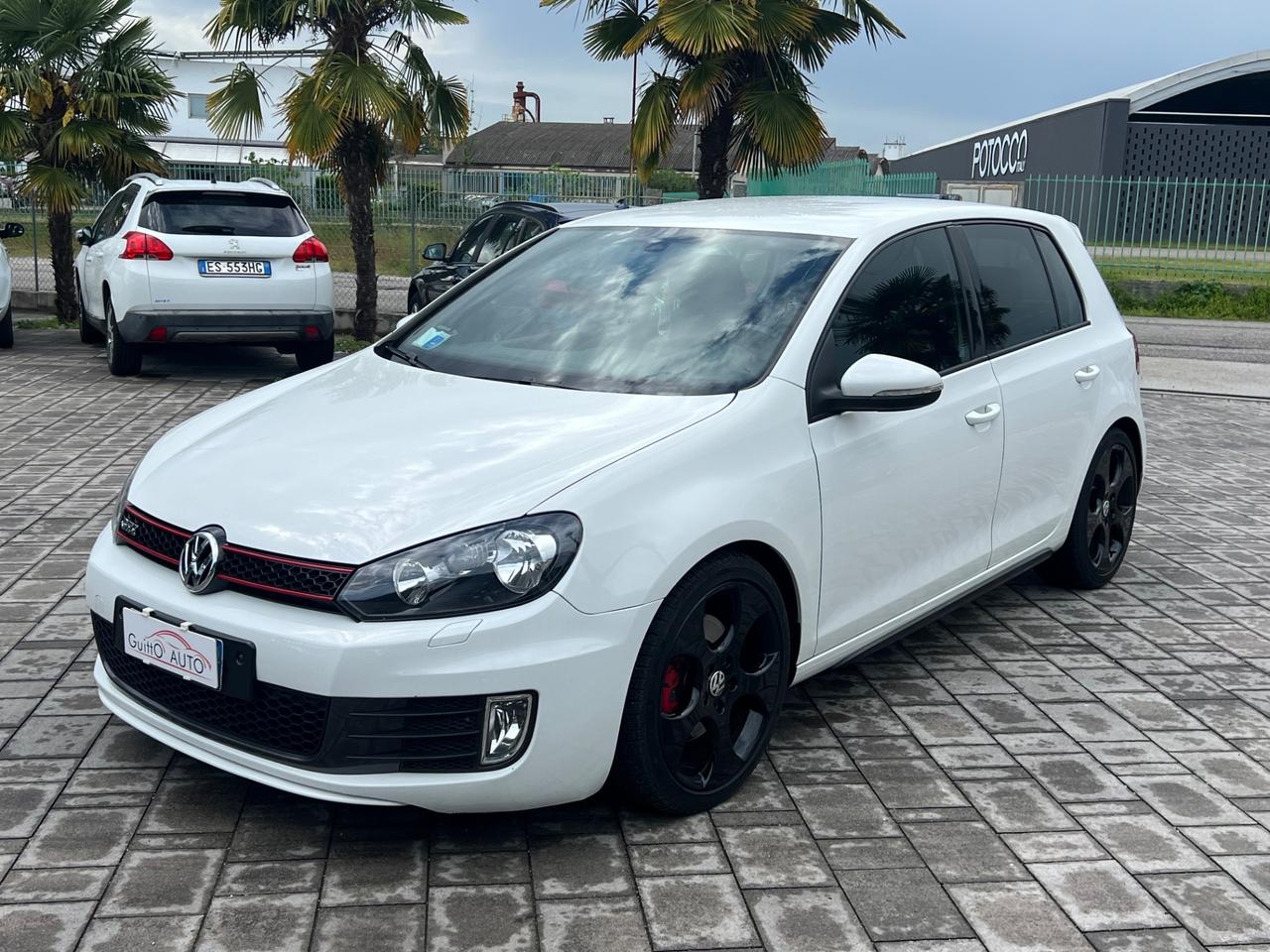 Volkswagen Golf GTI 210 cv IMPECCABILE