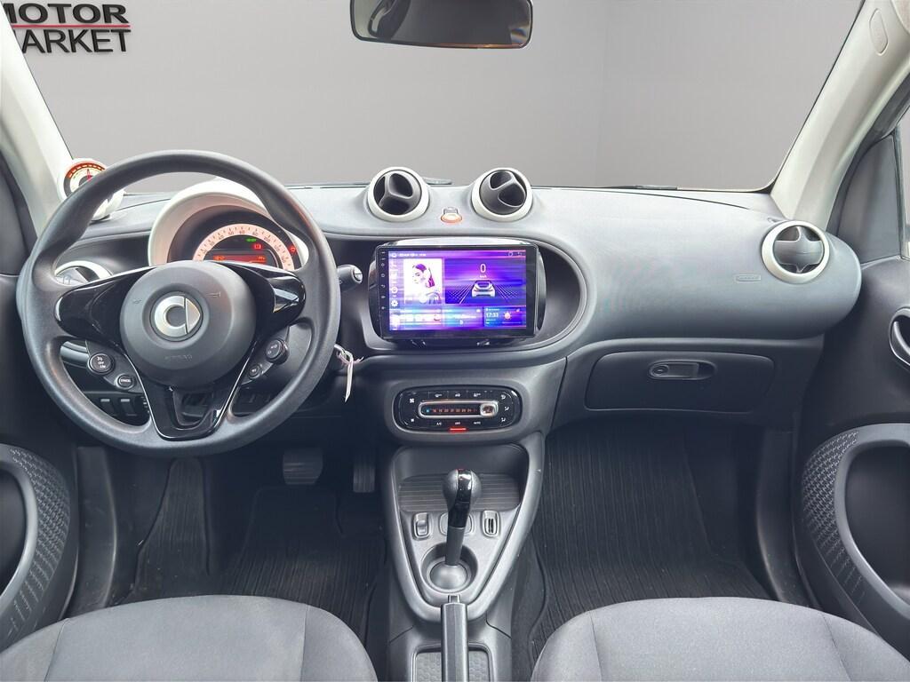 Smart fortwo EQ Pure