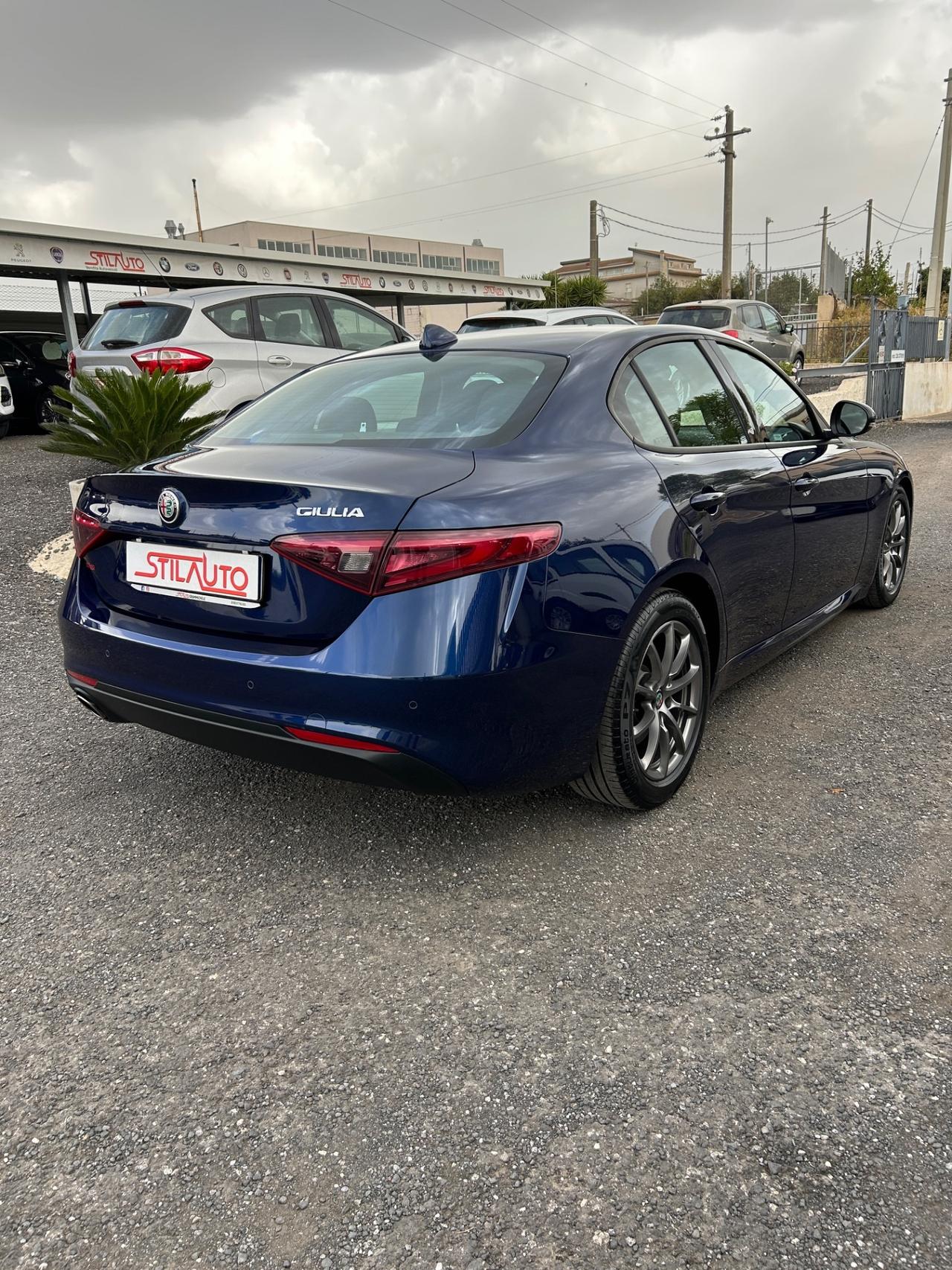 Alfa Romeo Giulia 2.2 Turbodiesel 136 CV AT8 Business