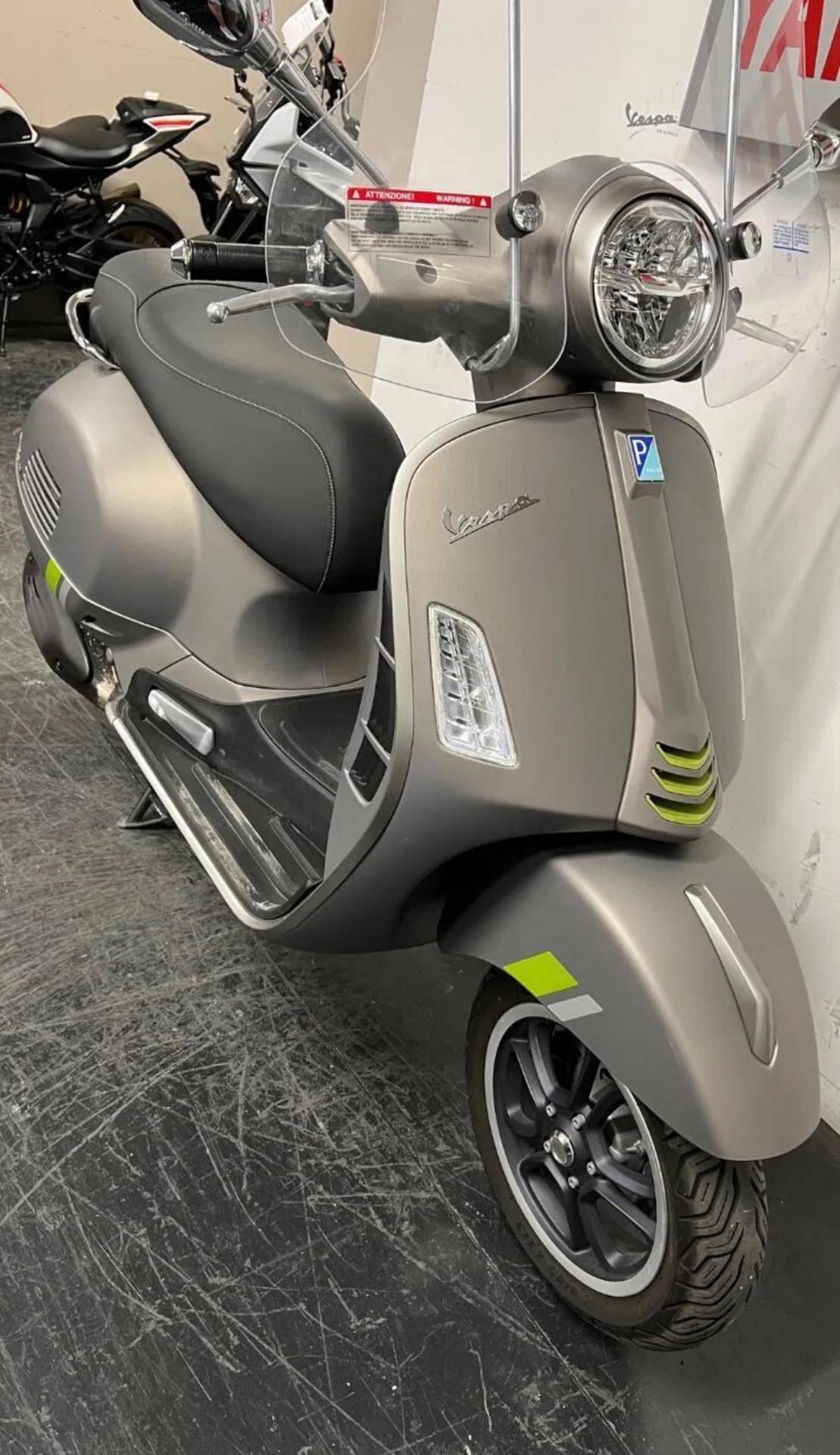Vespa GTS 300 SUPER