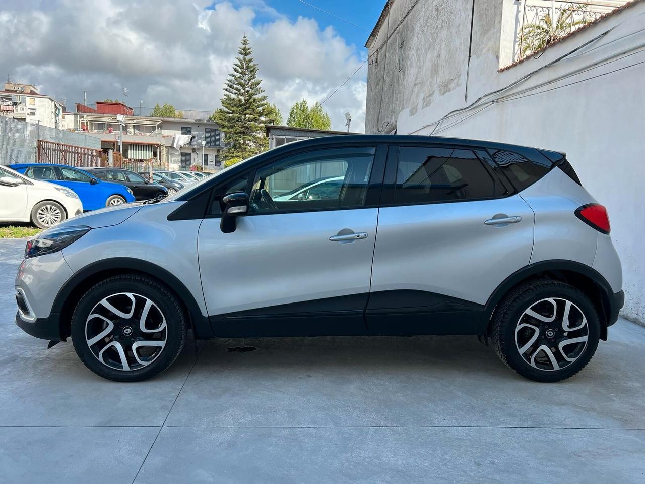 RENAULT CAPTUR 1.5 dCi 90cv 2017!!! R-LINK!!!