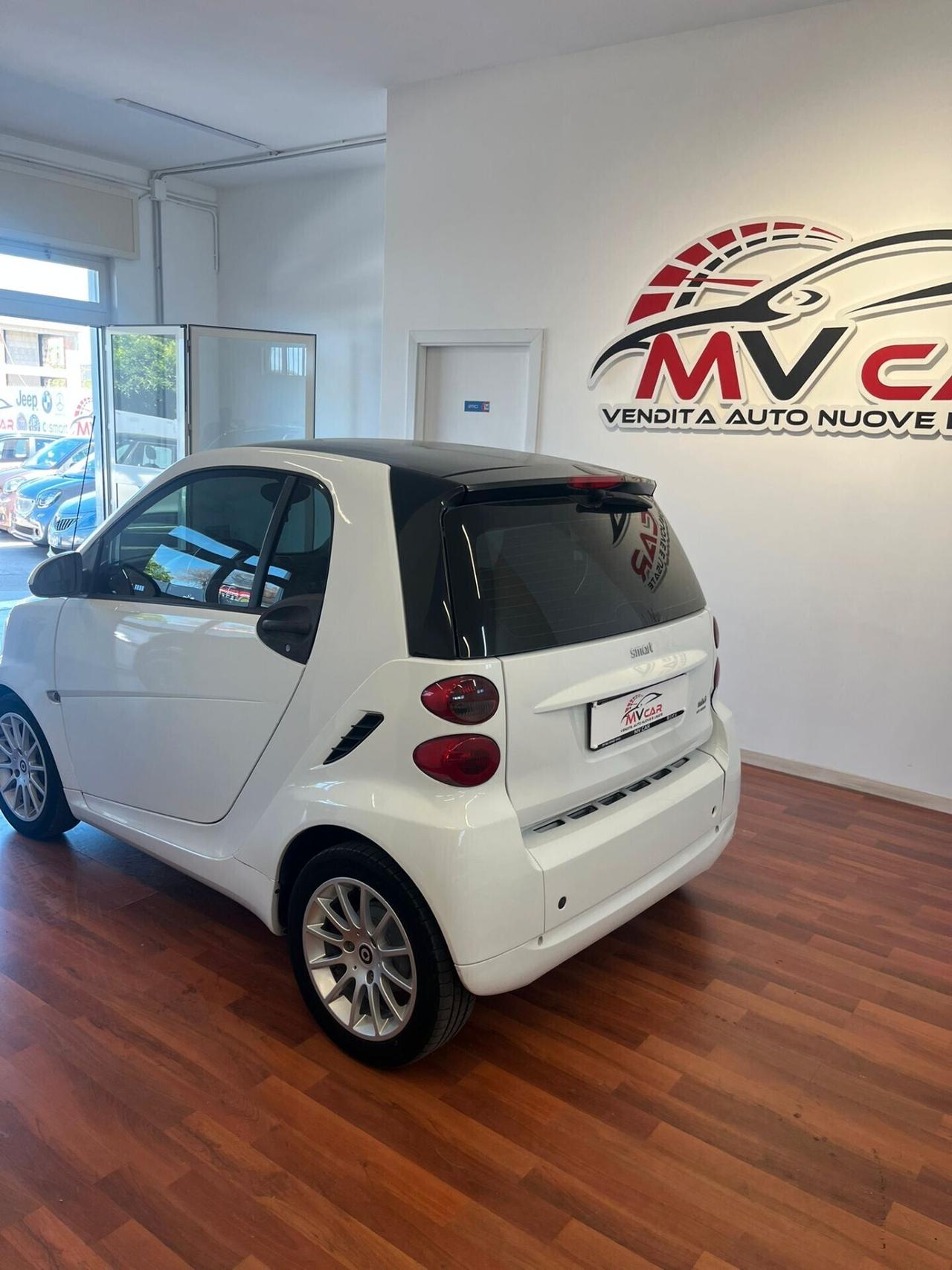 Smart ForTwo 1000 52 kW MHD coupé passion