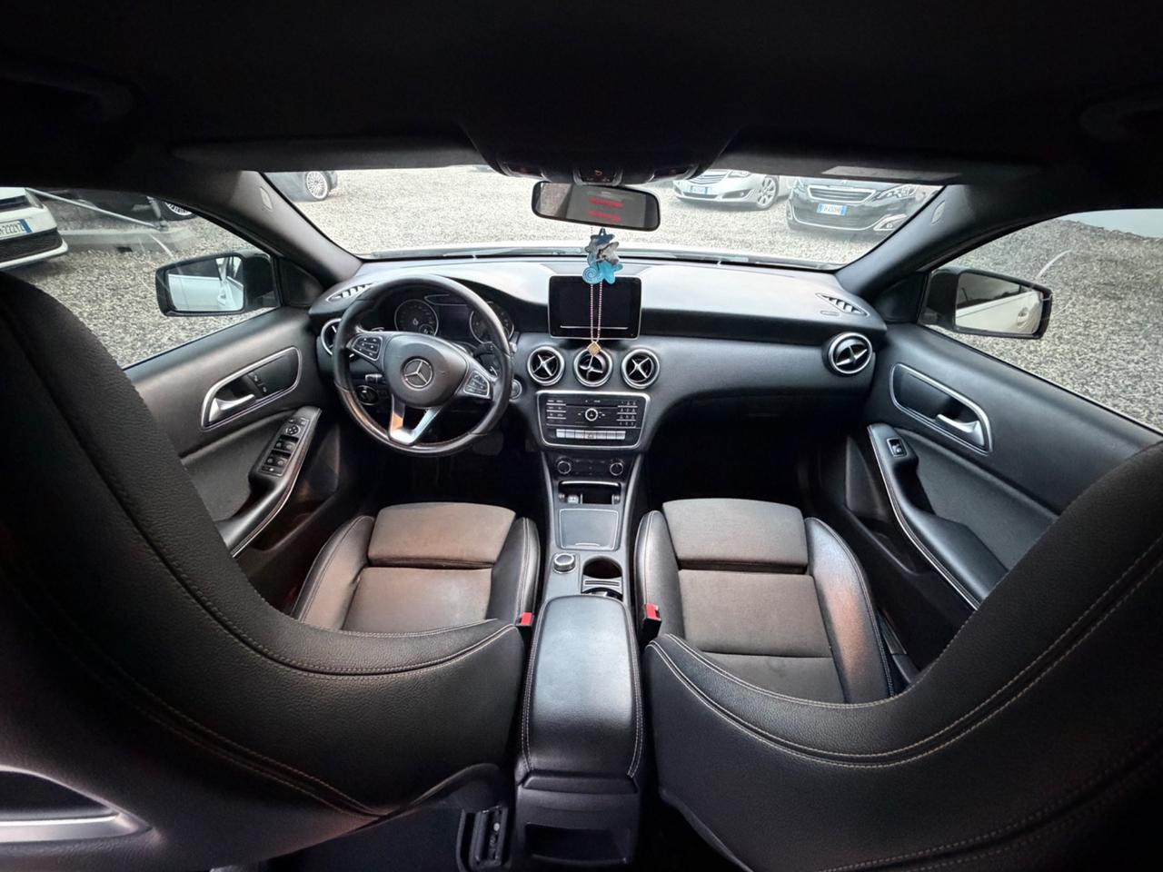 Mercedes-benz A 180 d Automatic Business