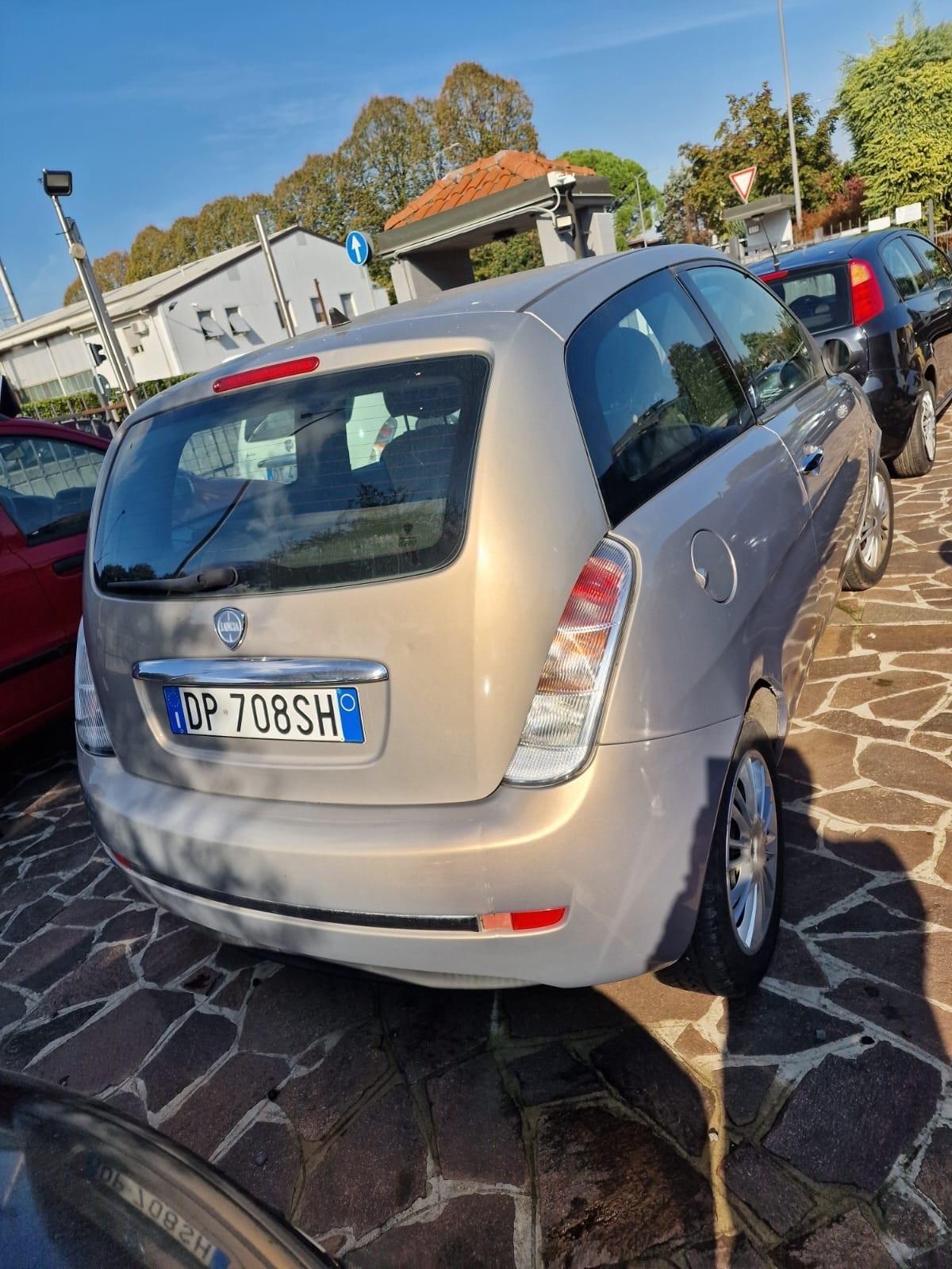 Lancia Ypsilon CLIMA NEOPATENTATI