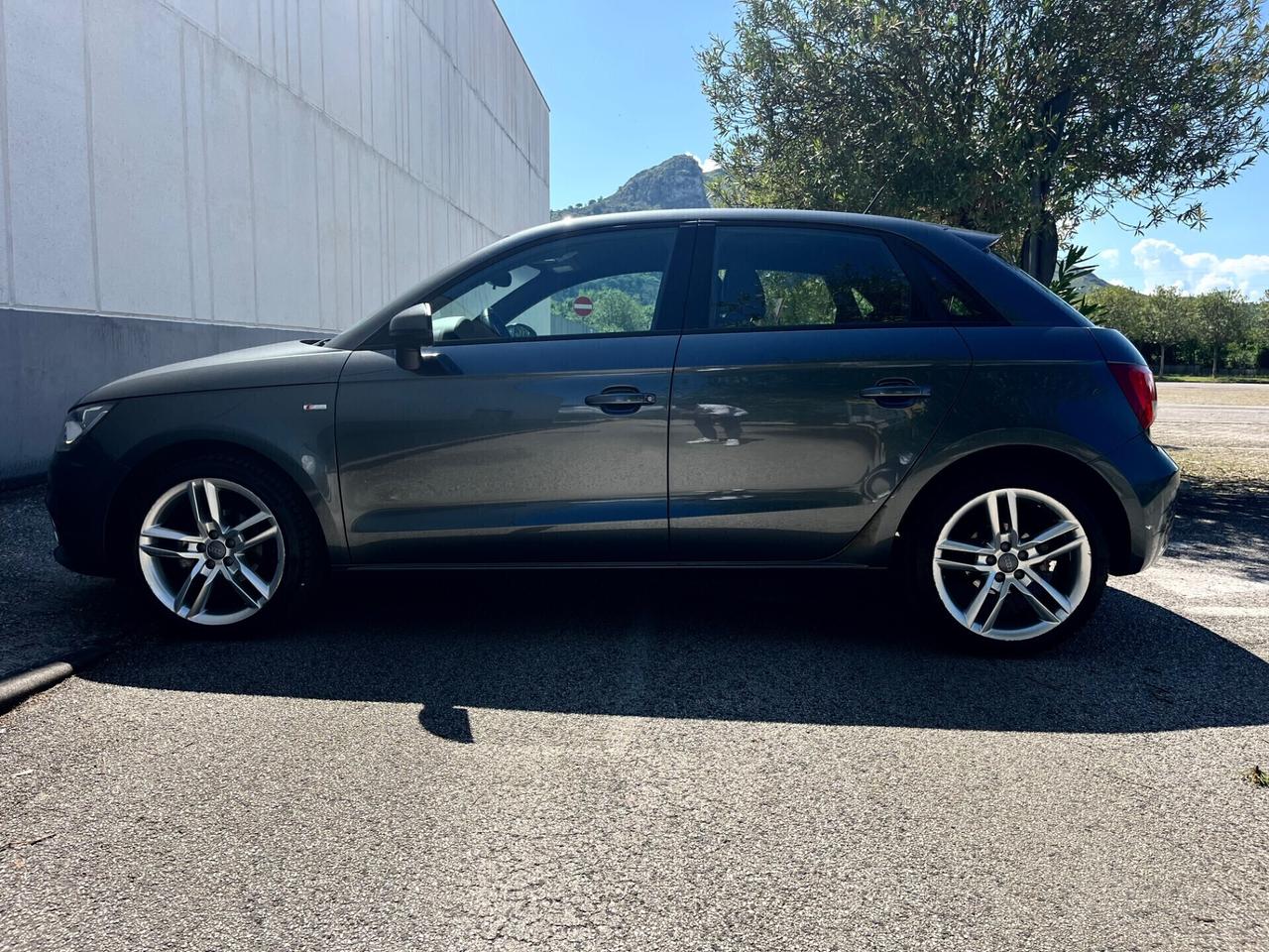 Audi A1 SPB 1.2 TFSI S line edition *NAVIGATOR*CERCHI 17