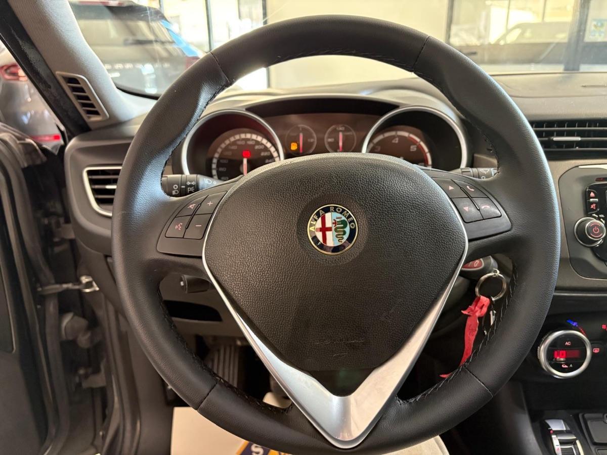 ALFA ROMEO GIULIETTA 1.6 JTDm-2 105 CV DISTINCTIVE