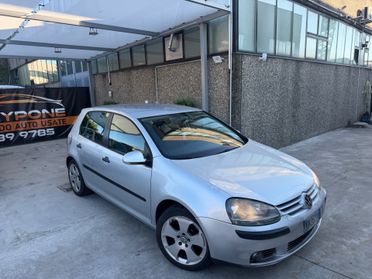 VW GOLF V 1.9TDI 105 CV CERCHI 17