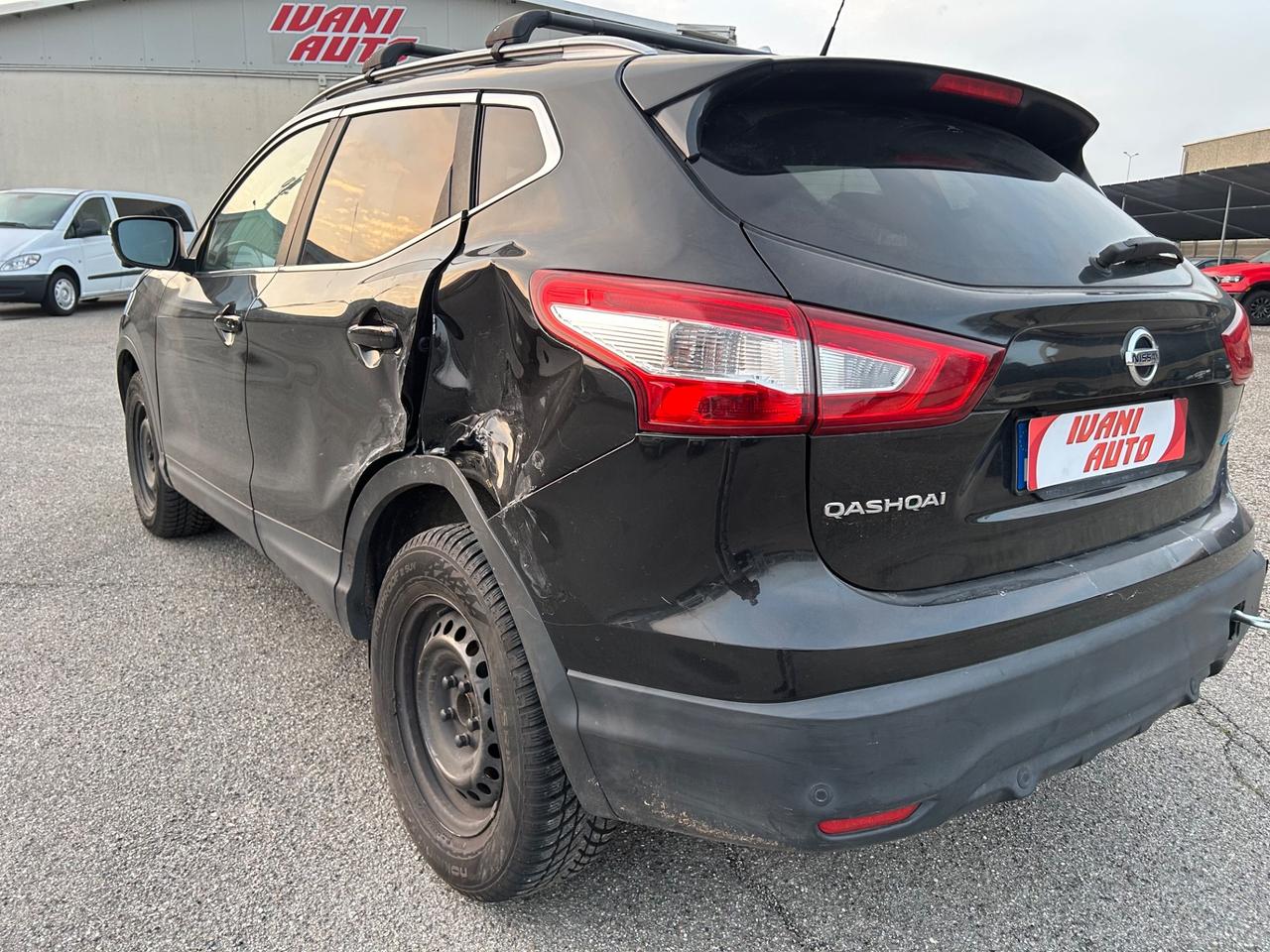 Nissan Qashqai 1.5 dCi LEGGI NOTE