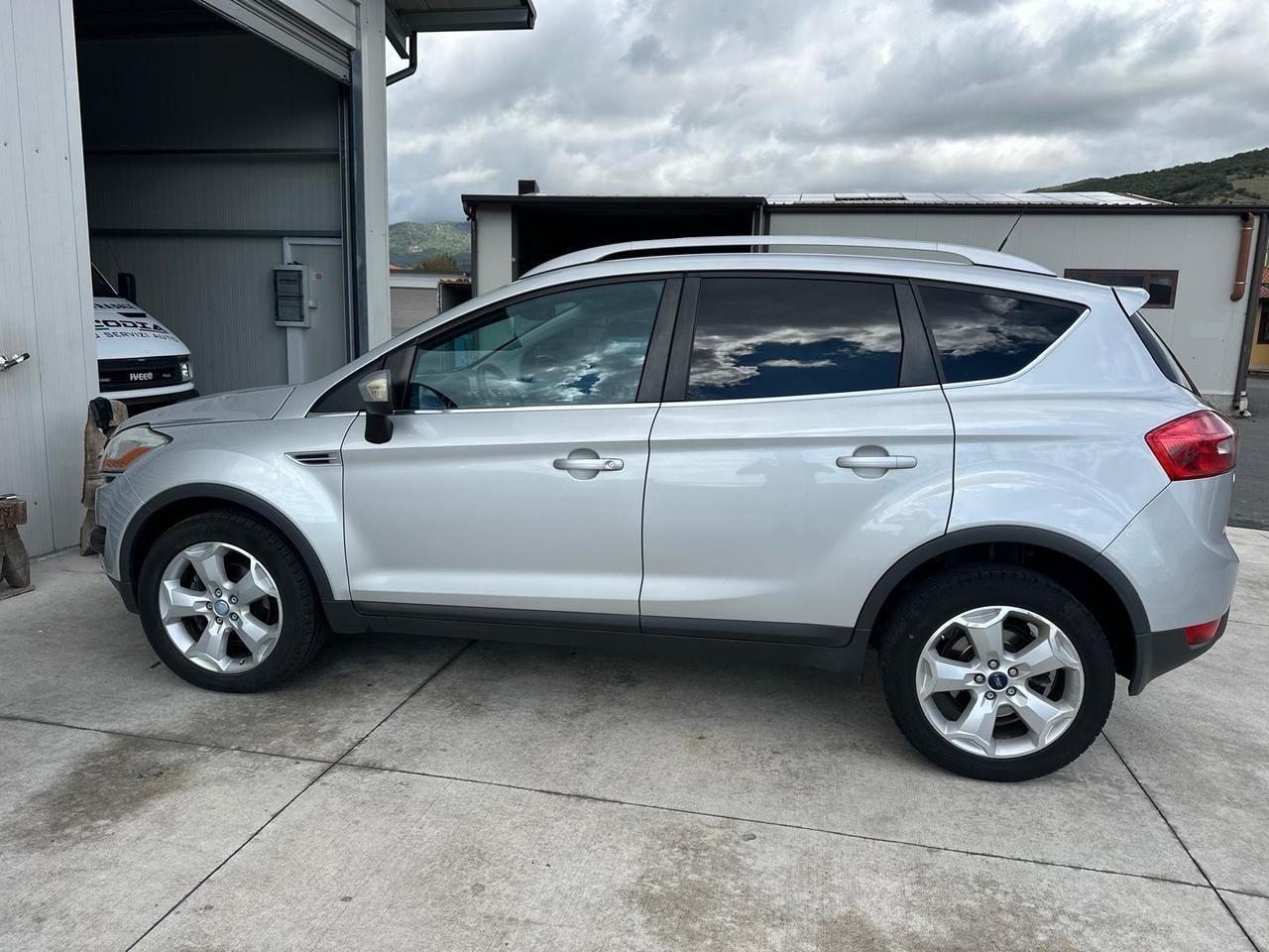 Ford Kuga 2.0 TDCi 136 CV 4WD Titanium DPF