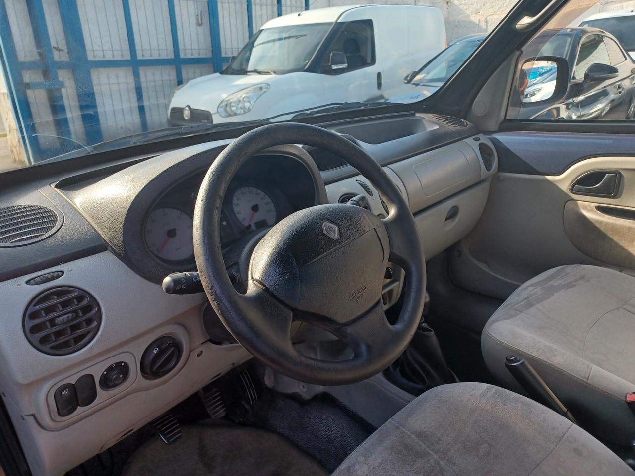 Renault Kangoo 1.5 dCi 85CV