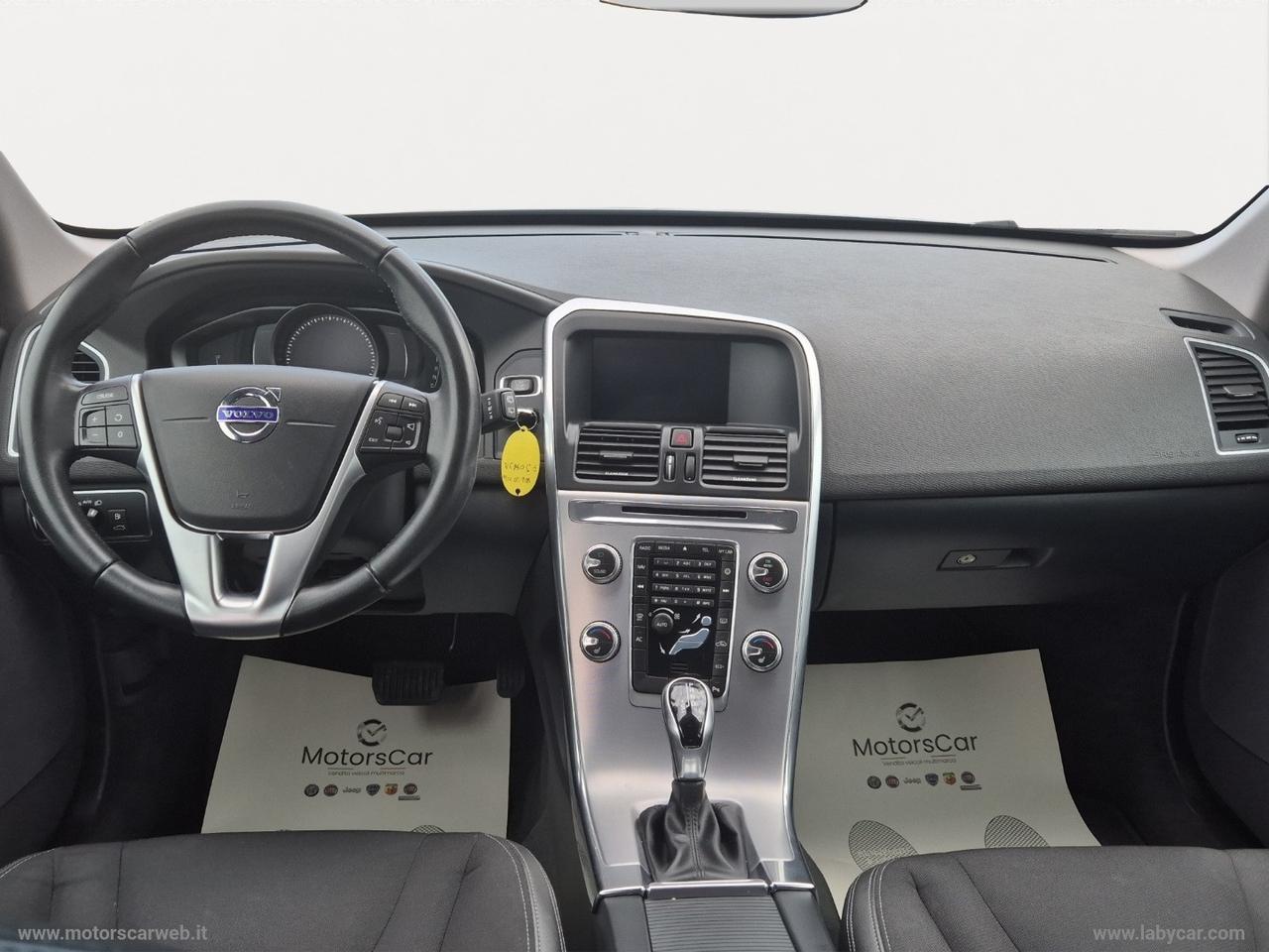 VOLVO XC60 D3 Geartronic Momentum