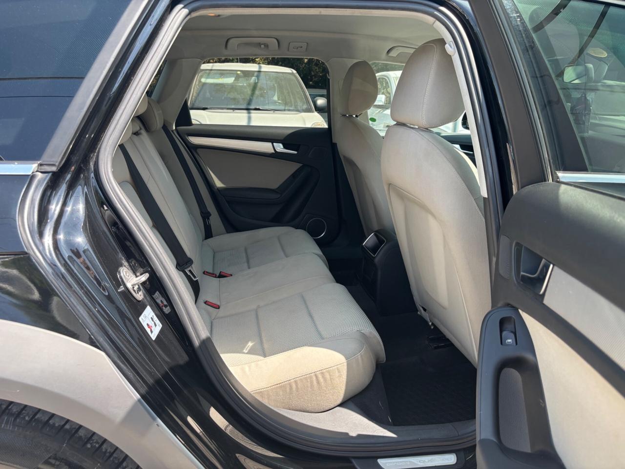 Audi A4 allroad 2.0 TDI gancio traino Advanced