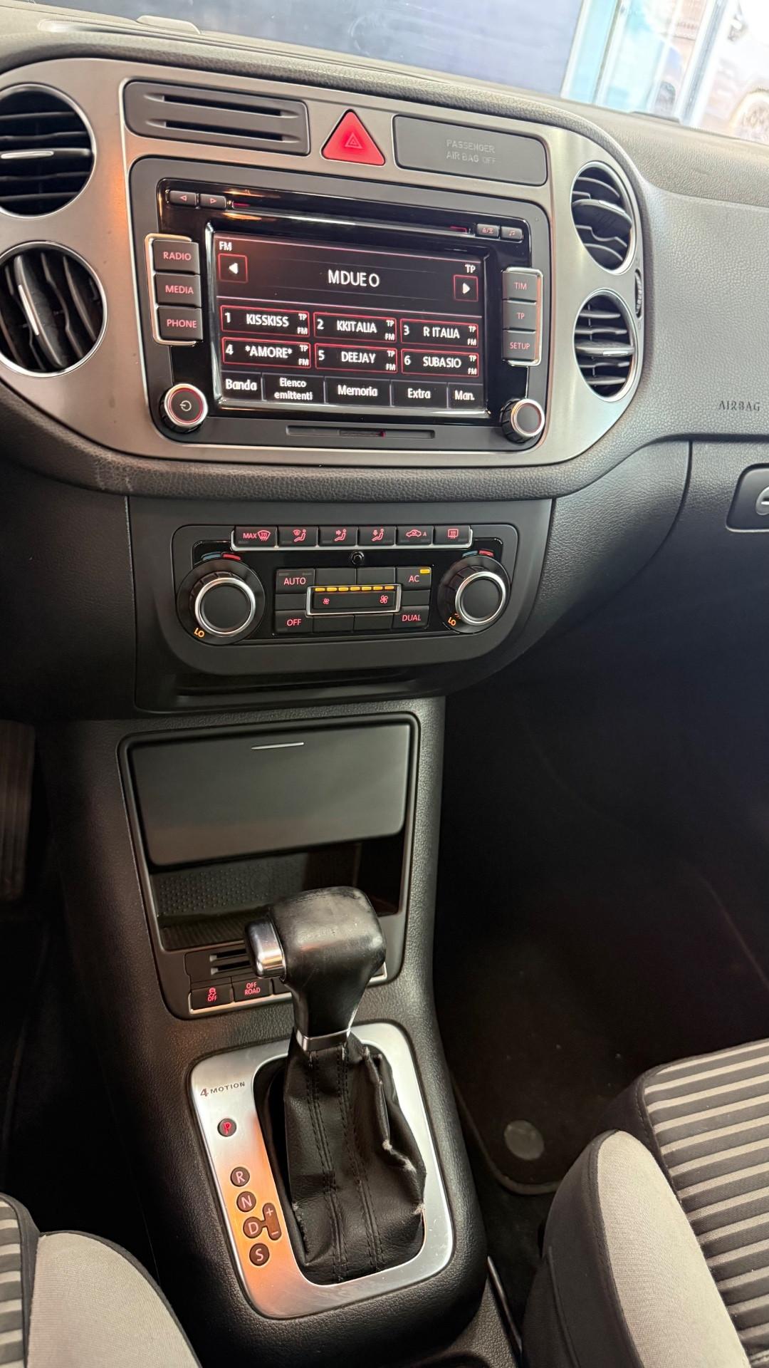 Volkswagen Tiguan 2.0 TDI DPF 4MOTION DSG Sport & Style