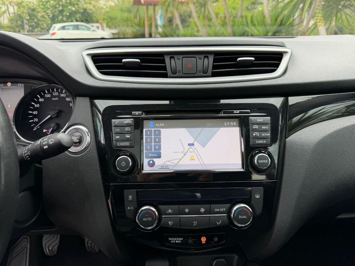 NISSAN - Qashqai - 1.2 DIG-T Tekna