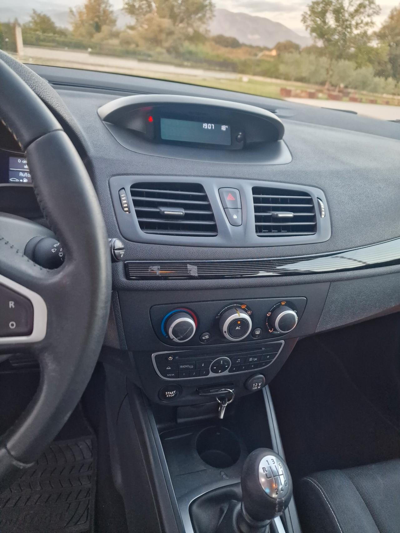Renault Mégane 1.5 dCi 110CV SporTour Attractive