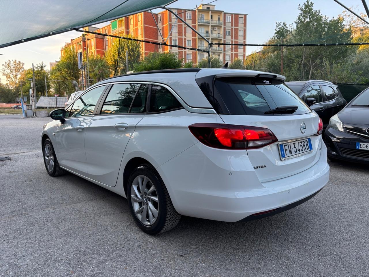 Opel Astra 1.6 CDTi 136CV Innovation