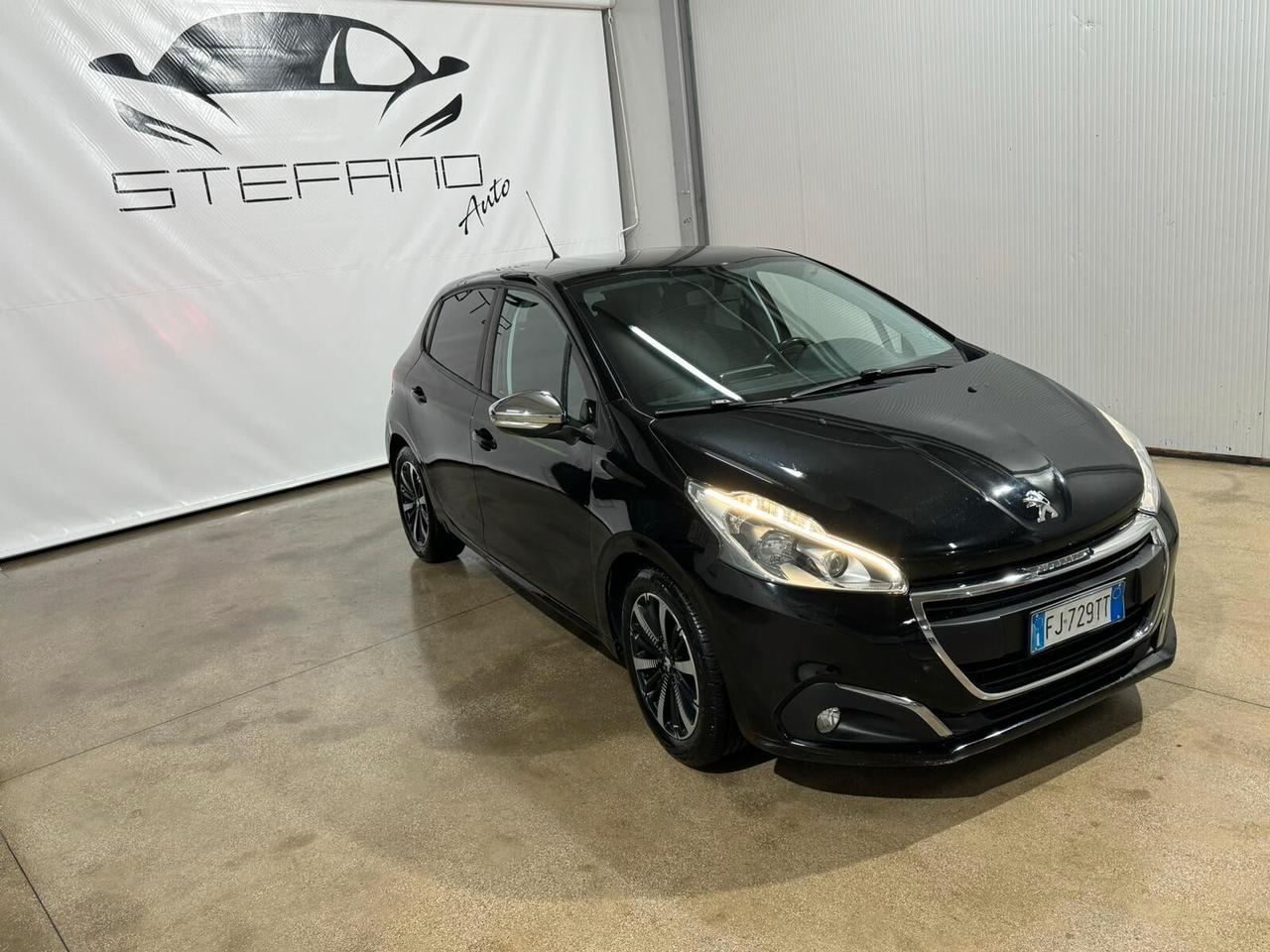 Peugeot 208 BlueHDi 75 5 porte Allure