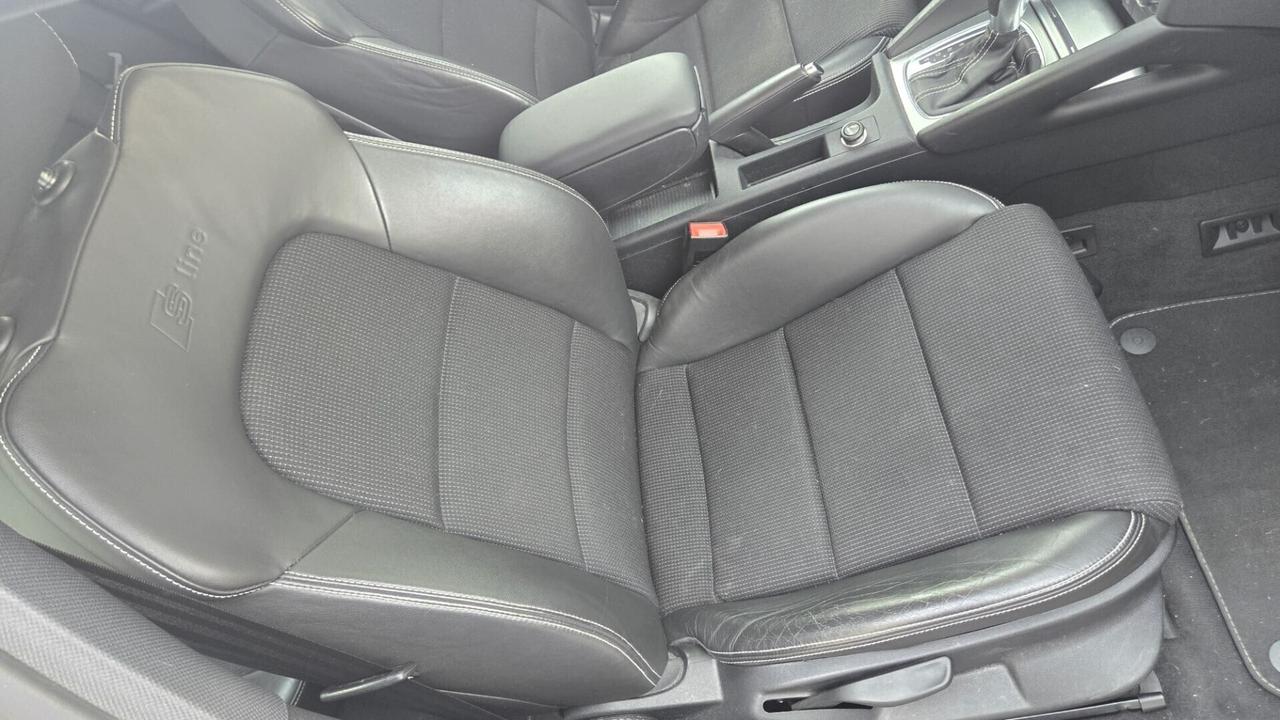 Audi A3 2.0 16V TFSI quattro S tronic Ambition