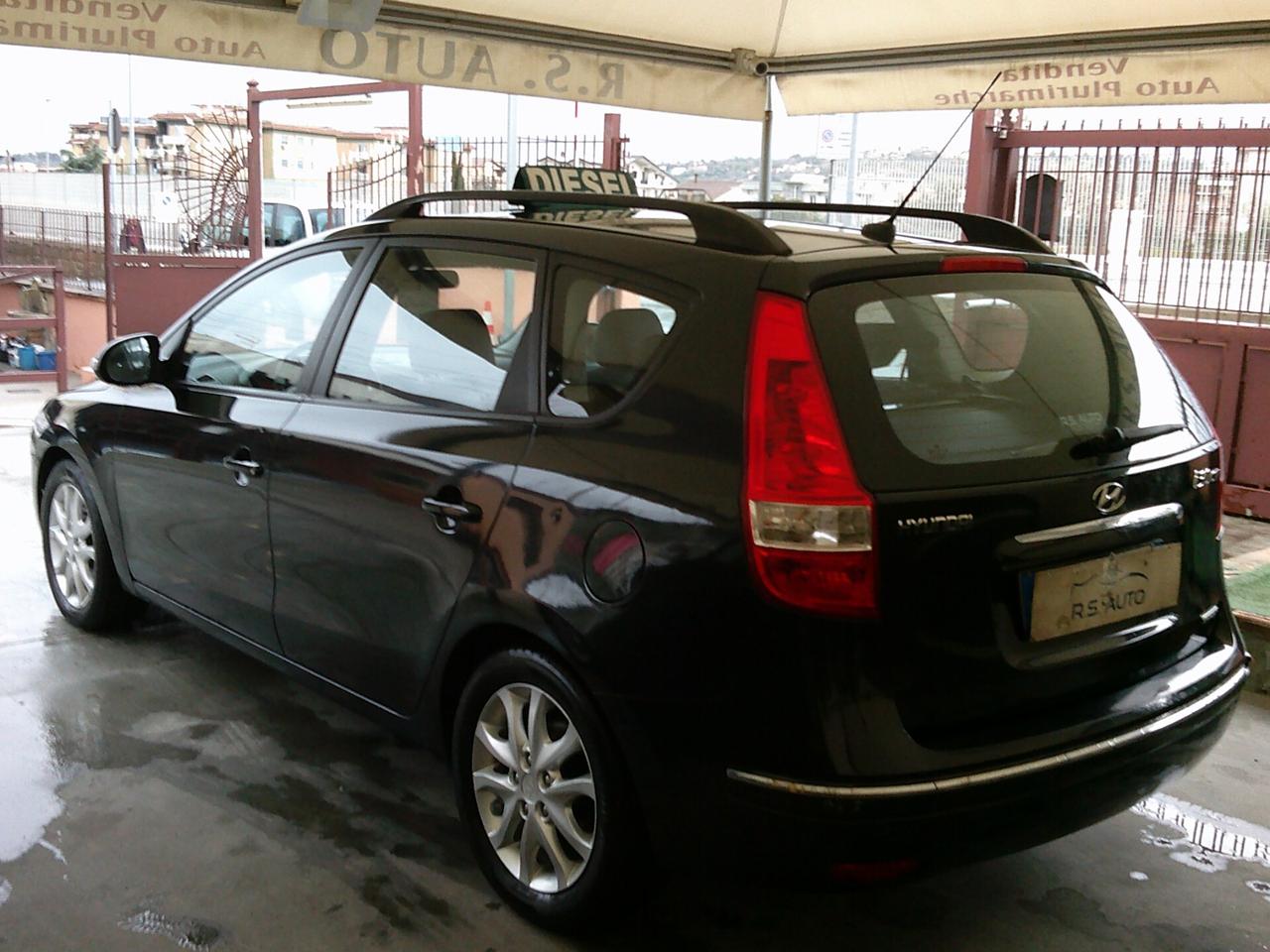 Hyundai i30 SW 1.6 CRDi 115CV FULL09