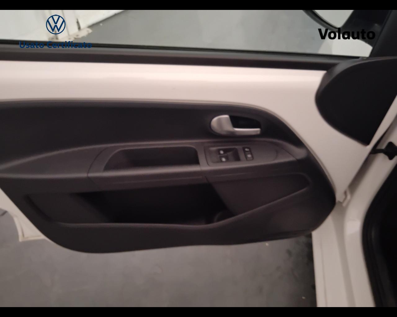 VOLKSWAGEN up! 5p 2017 - up! 5p 1.0 Move up! 60cv