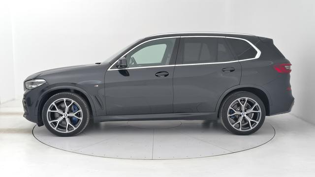BMW X5 xdrive40d mhev 48V Msport auto