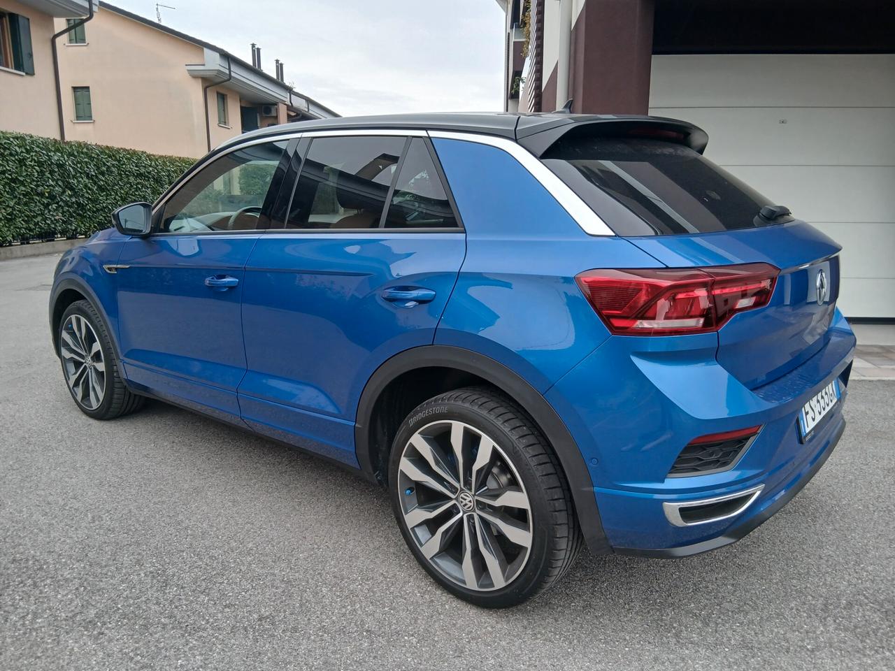Volkswagen T-Roc 1.5 TSI ACT DSG RLine FULL optional tua a € 263 mese