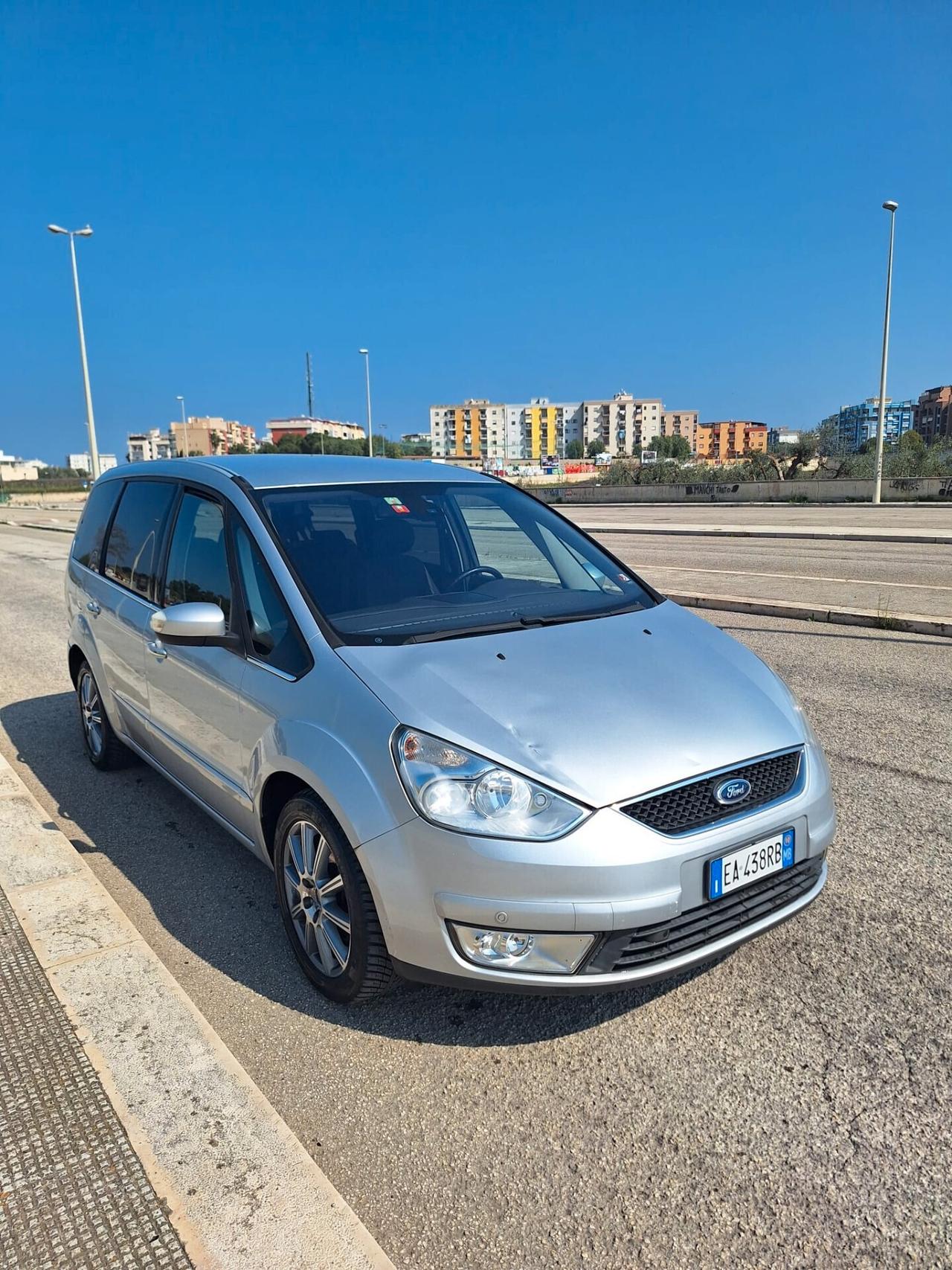 Ford Galaxy 2.0 TDCi 140CV Titanium - 2010