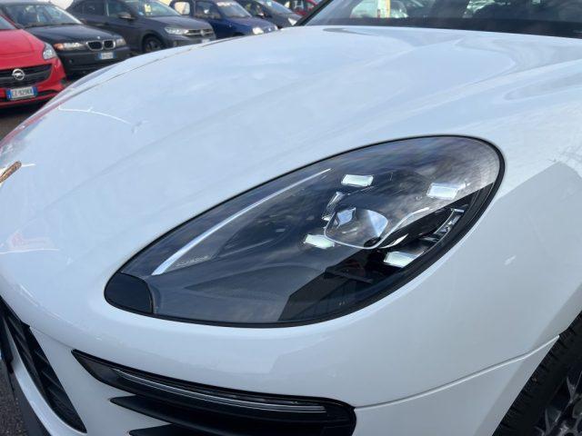 PORSCHE Macan Macan 2.0