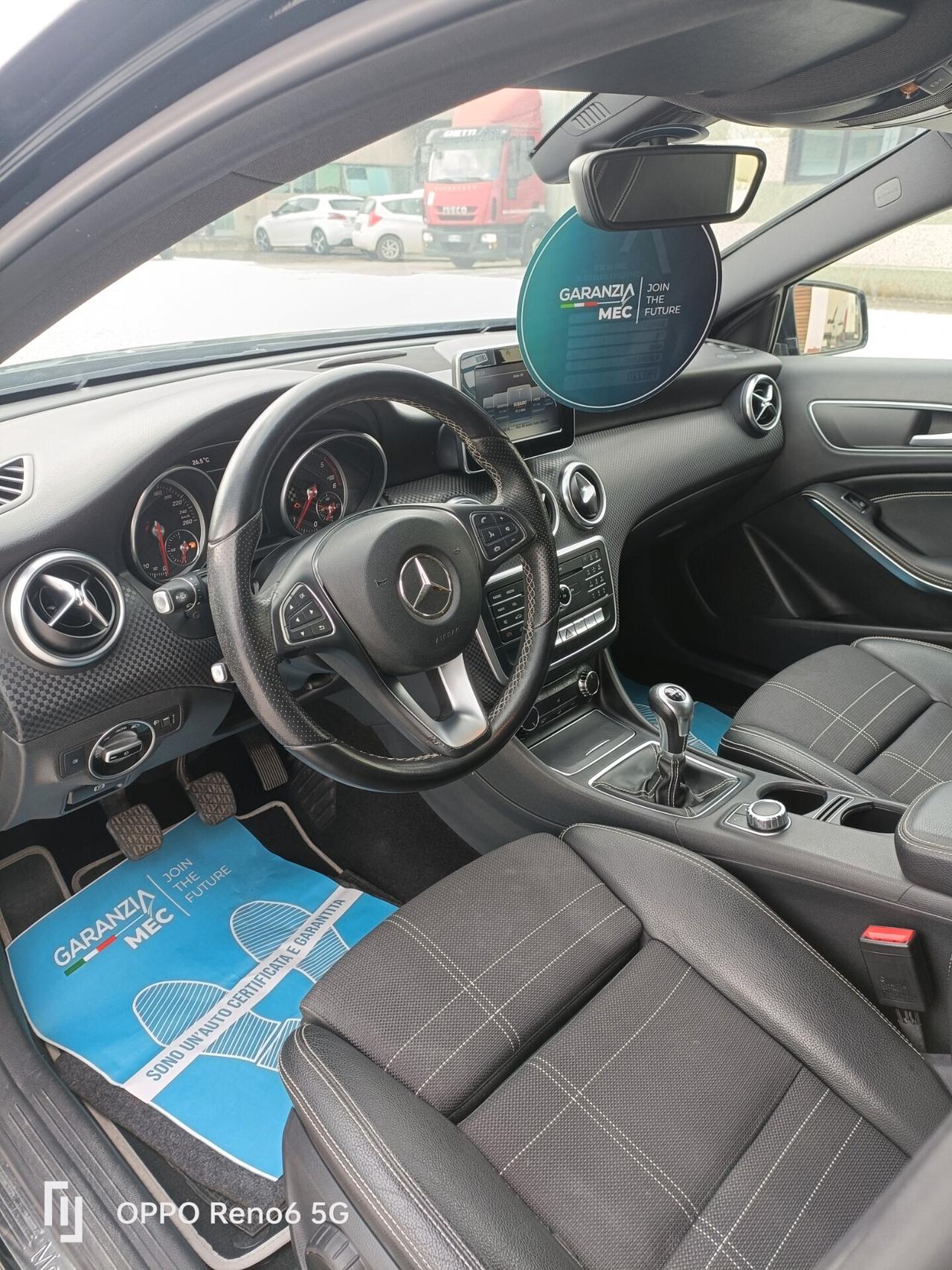 Mercedes-benz A 180 d Premium