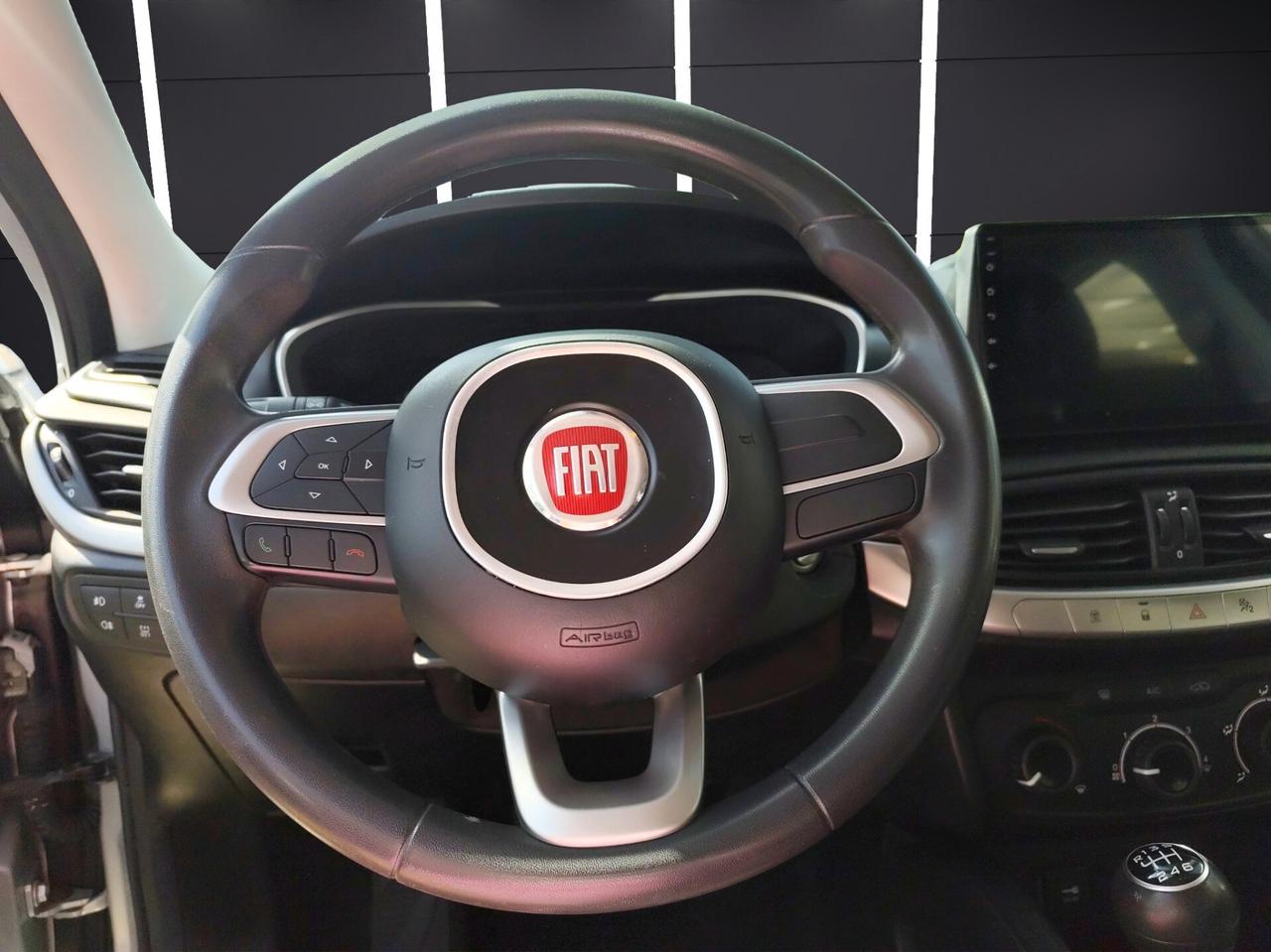 FIAT Tipo (2015-->) Tipo 1.4 T-Jet 120CV GPL SW...