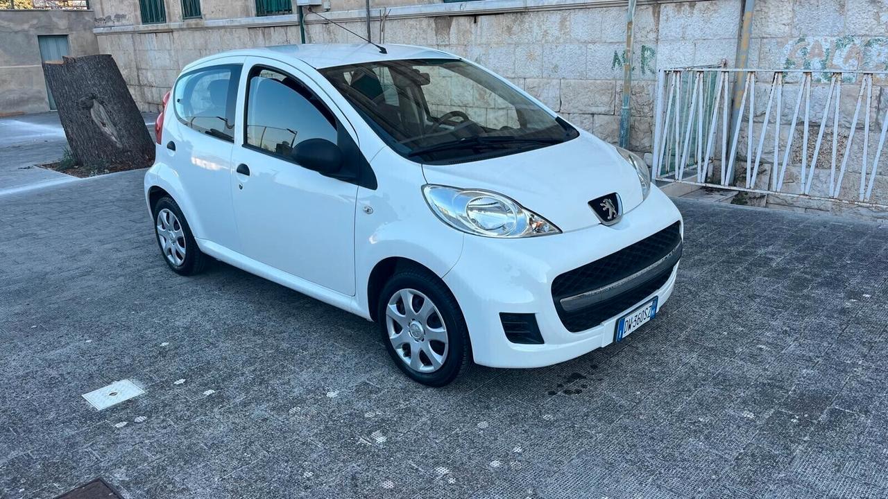 Peugeot 107 1.0 68CV 5p. Plaisir Km 52.000