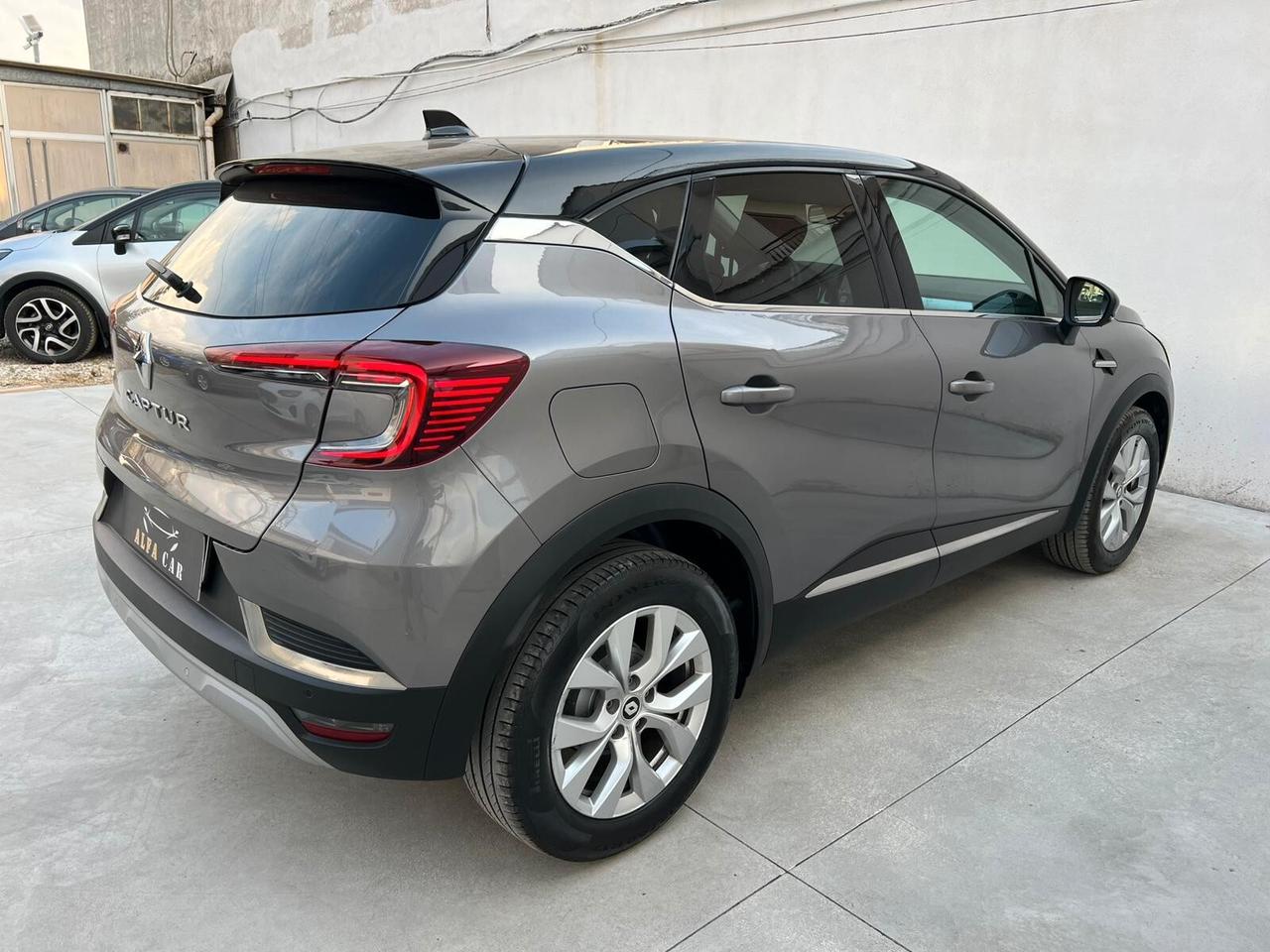 RENAULT CAPTUR 1.0 TCe 100cv GPL 2022!!! INTENS!!