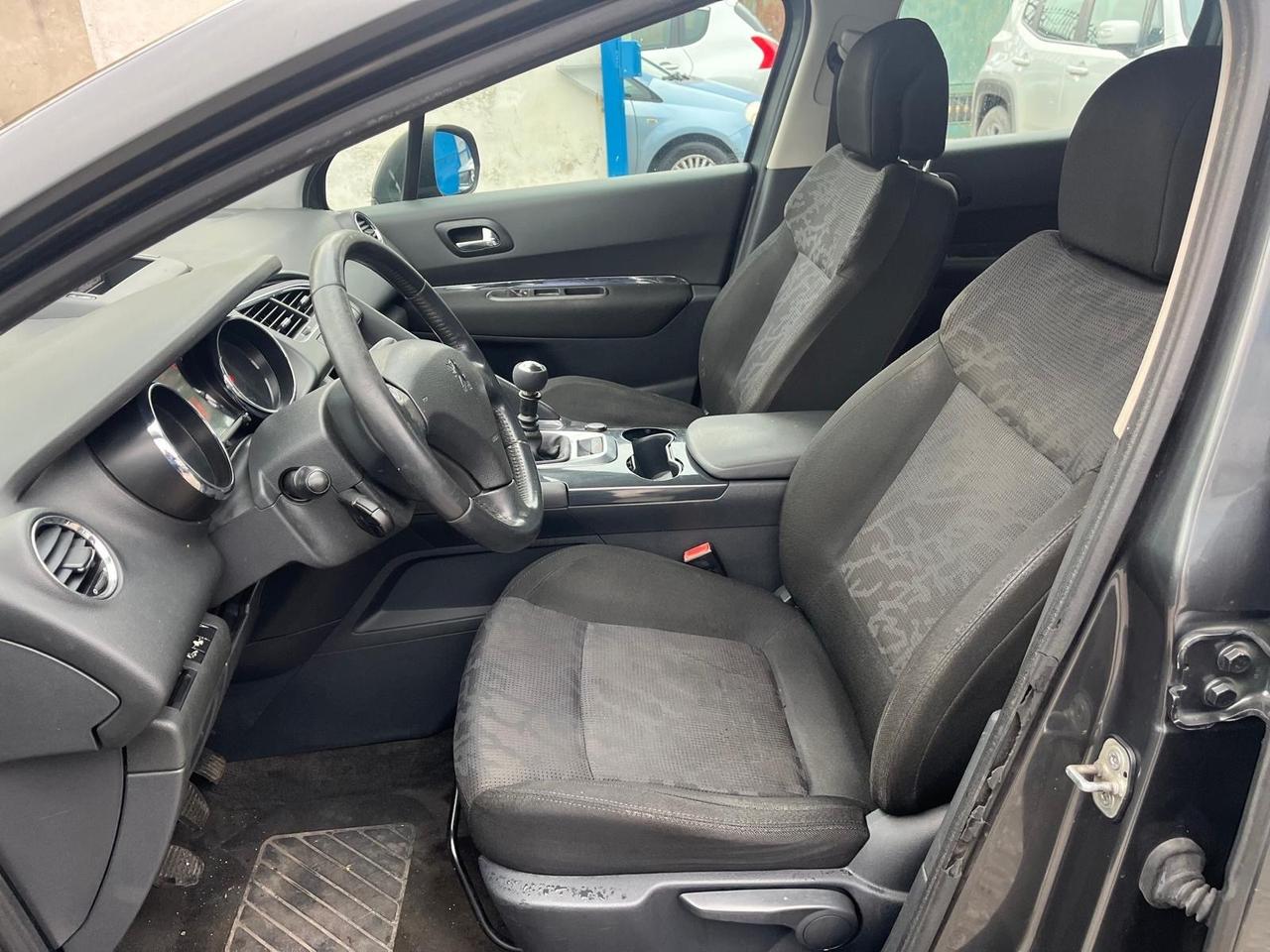 Peugeot 3008-1.6 hdi-full-2009