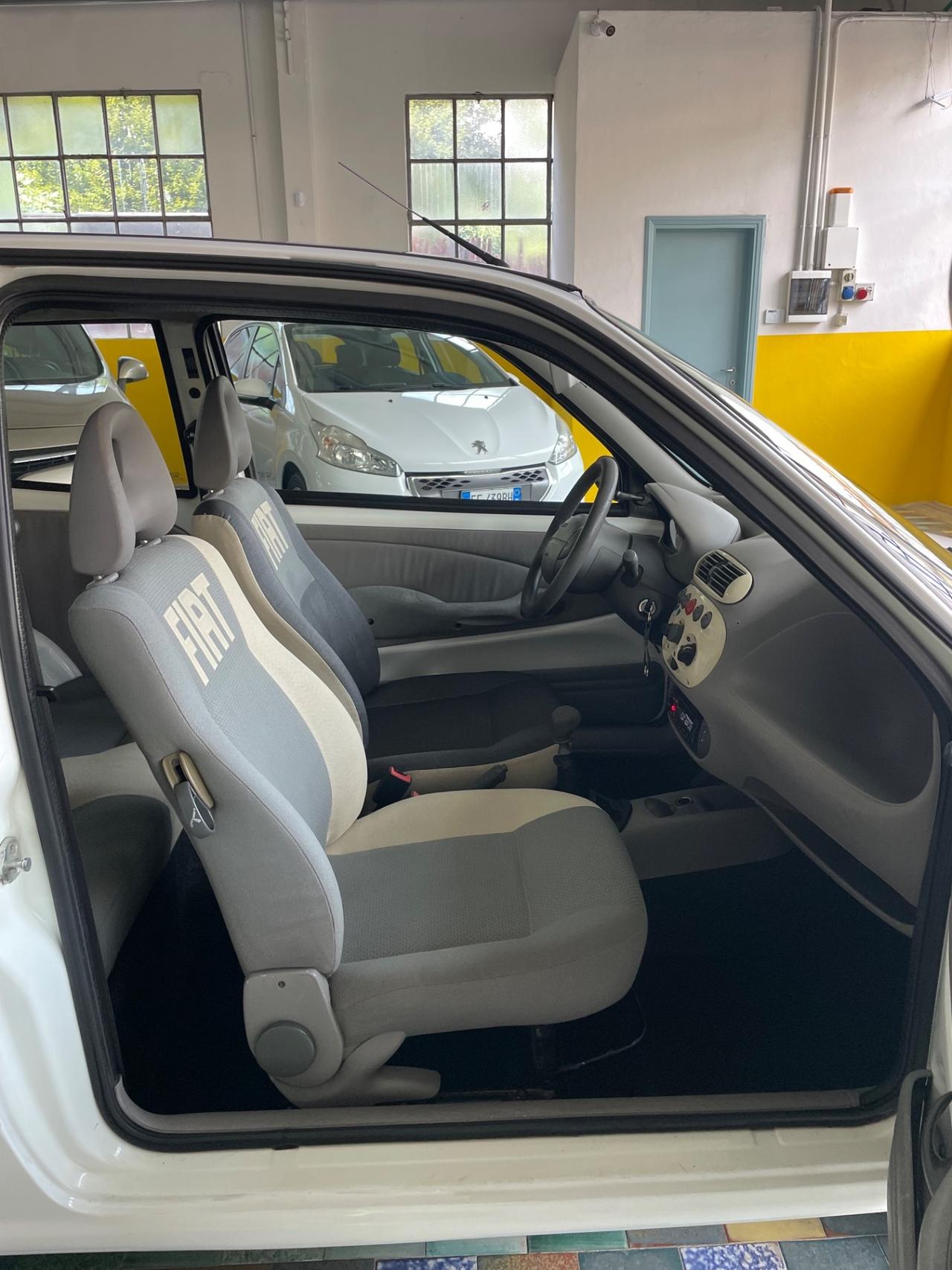 Fiat 600 1.1 Active
