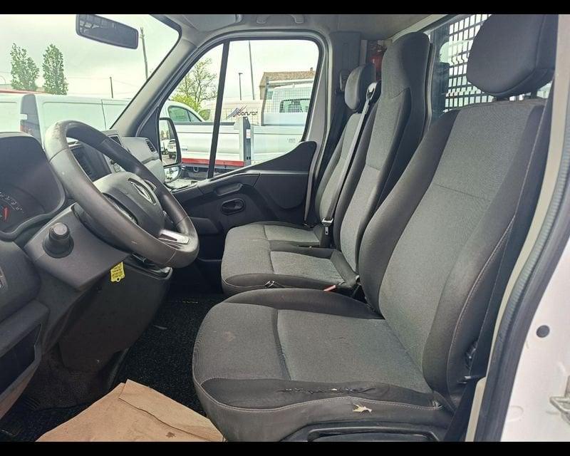 Renault Master Master T35 2.3 dci 135cv L2