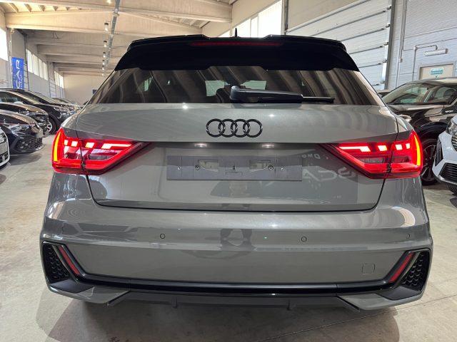 AUDI A1 SPB 30 TFSI 116 CV Identity Black S line "17 Sline