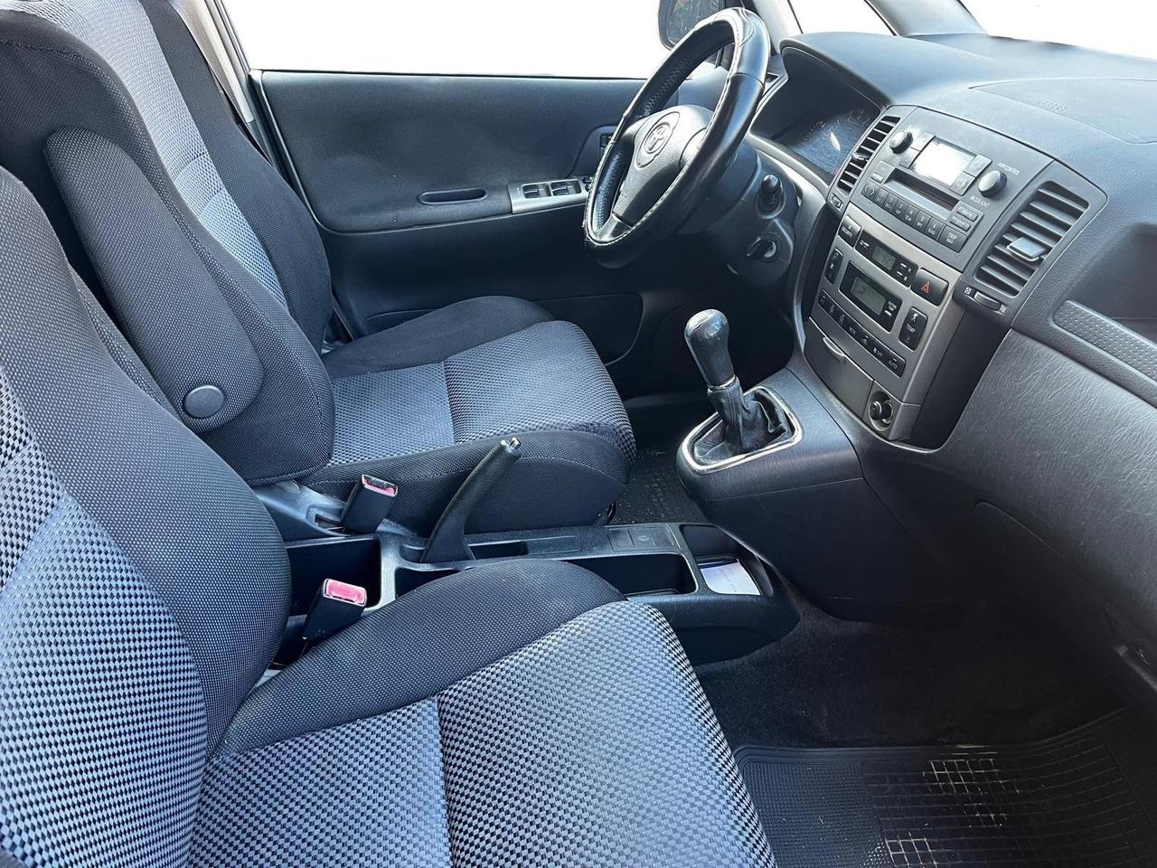 Toyota Corolla 2.0 16V D-4D 5 porte Sol