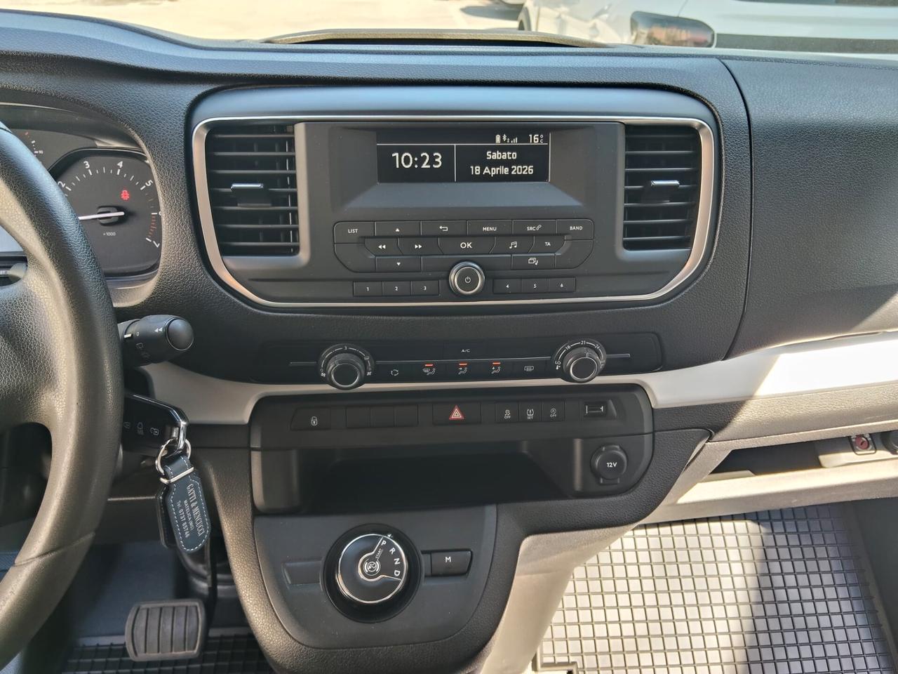 Peugeot Traveller Long Business 120 cv EAT8 9 Posti