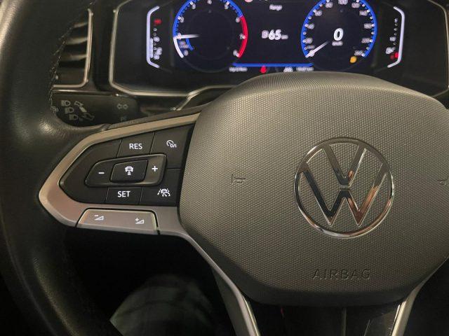 VOLKSWAGEN Polo 1.0 TSI Style MATRIX 16" C/GRIMALDI SP. DAY