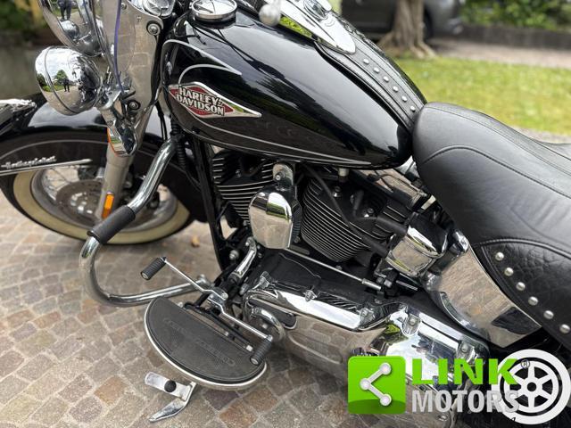 HARLEY-DAVIDSON Softail Standard classic heritage